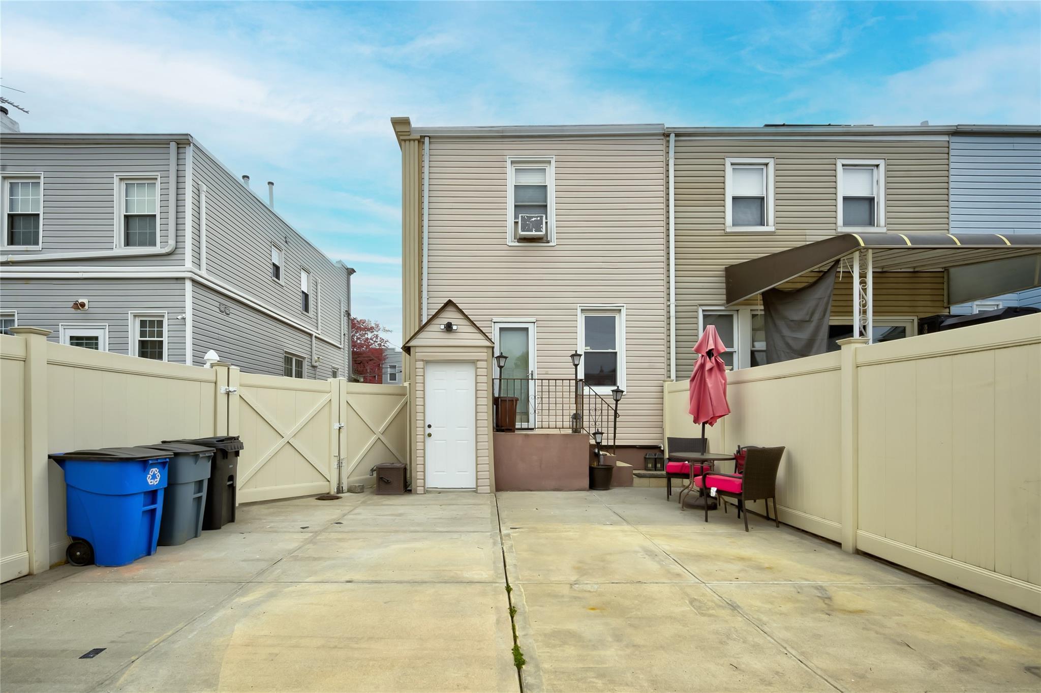 6546 79th Place, Middle Village, NY 11379