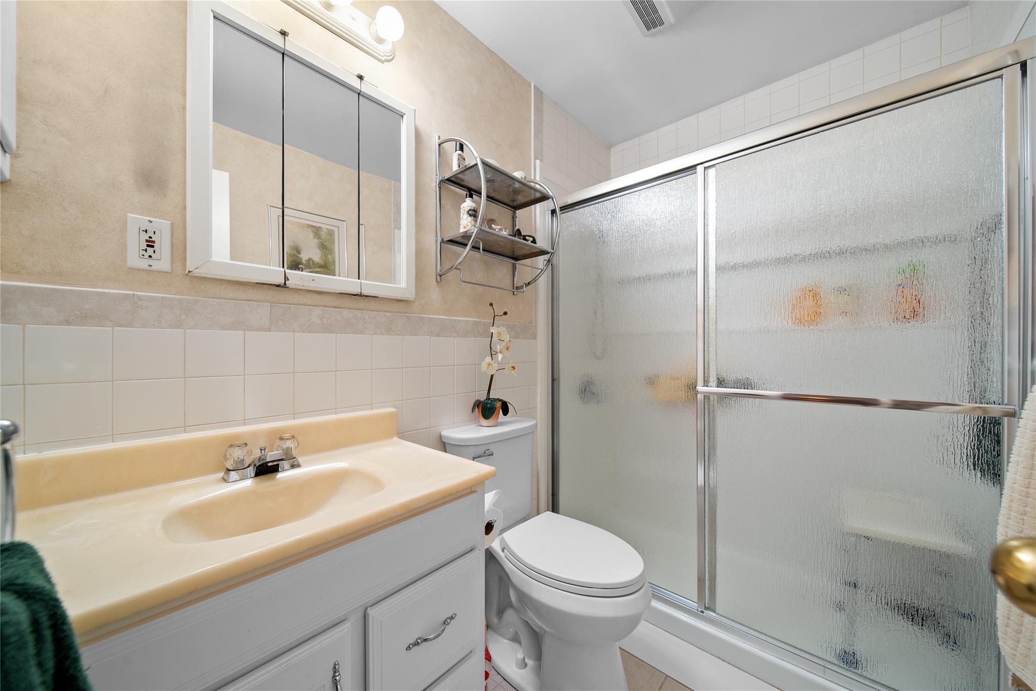 312 Ocean Avenue, Massapequa Park, NY 11762