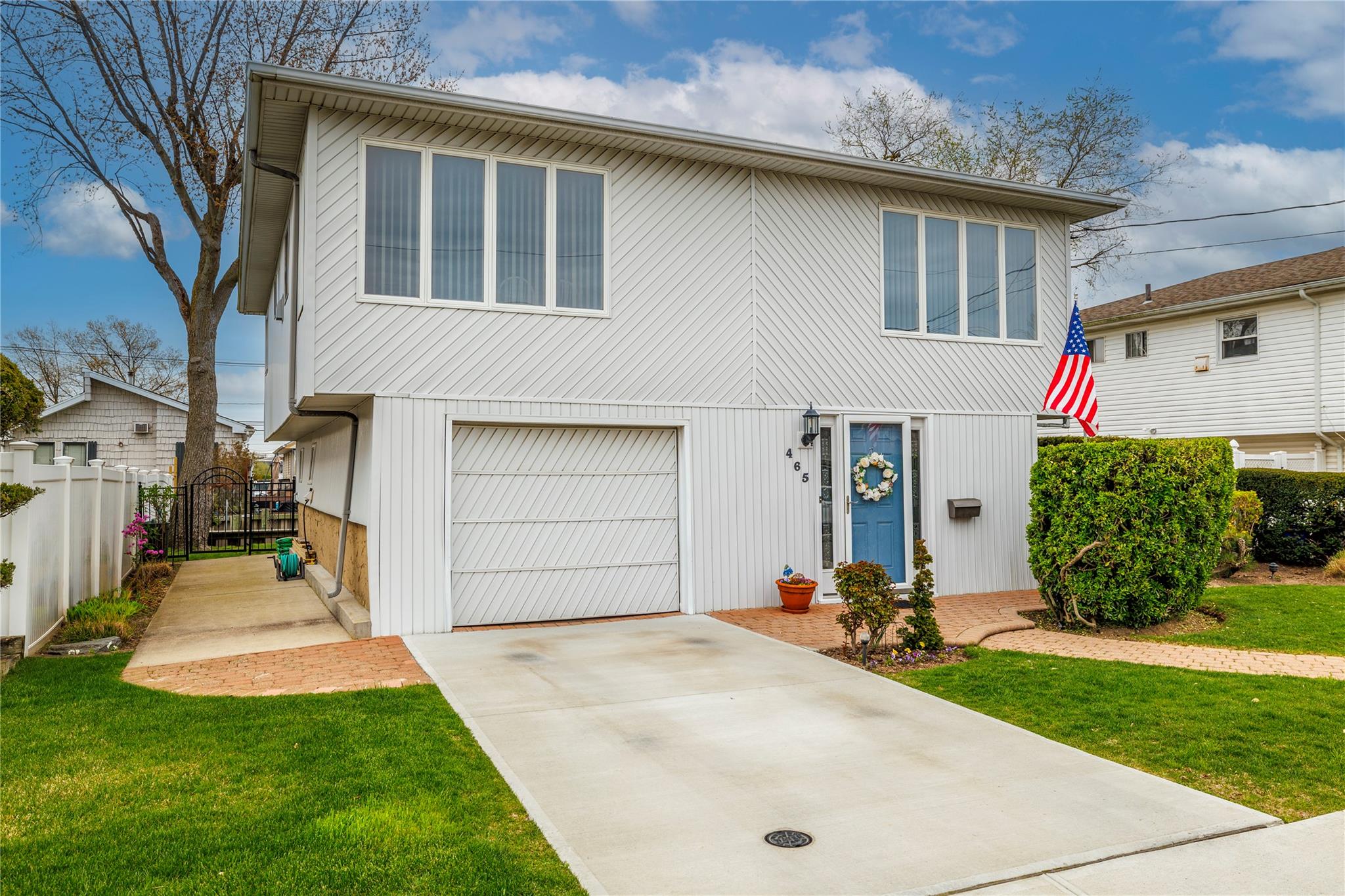 465 Nassau Avenue, Freeport, NY 11520