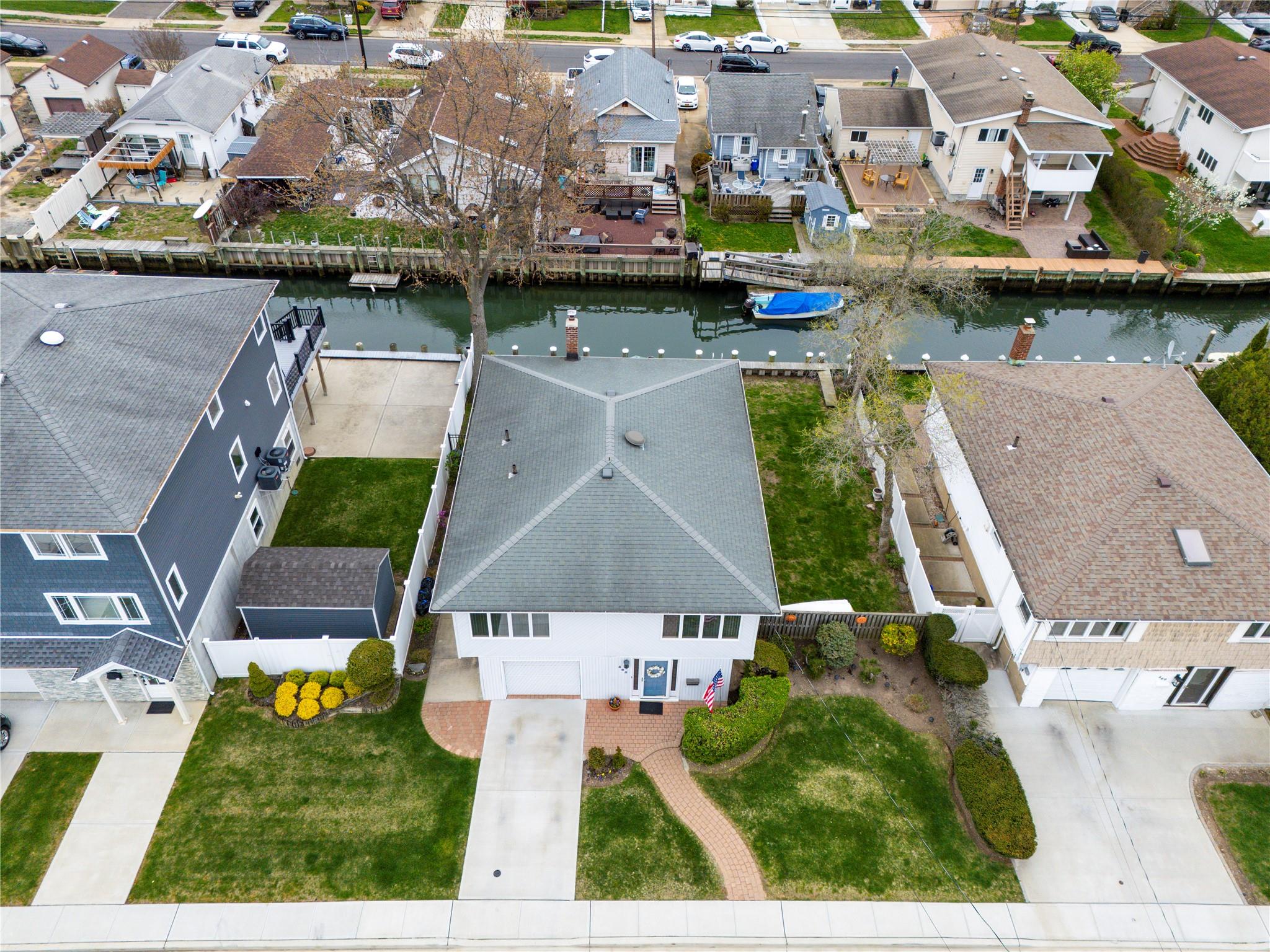 465 Nassau Avenue, Freeport, NY 11520