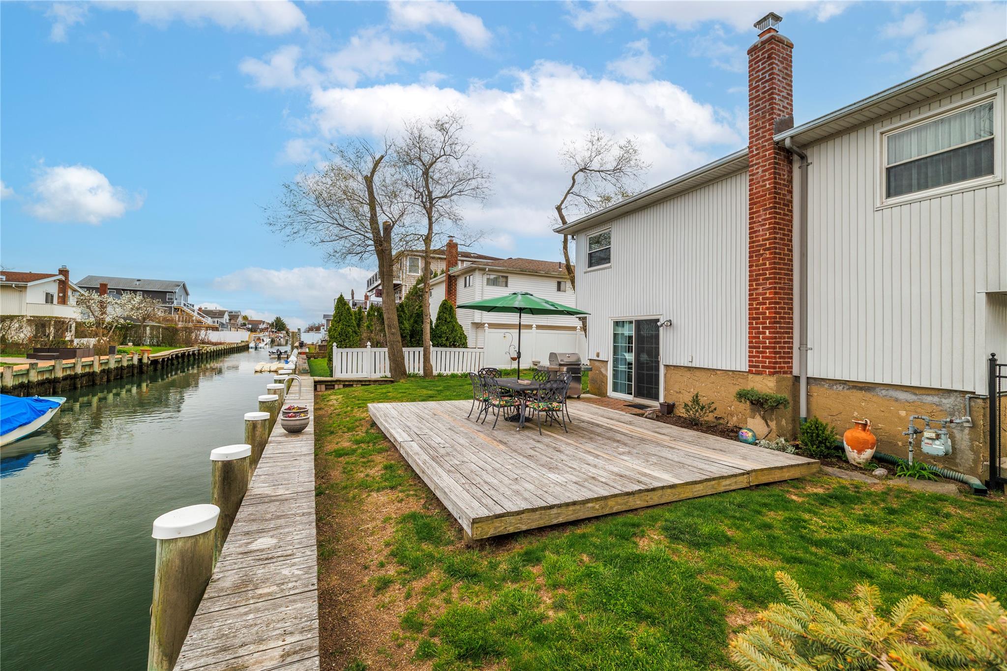 465 Nassau Avenue, Freeport, NY 11520