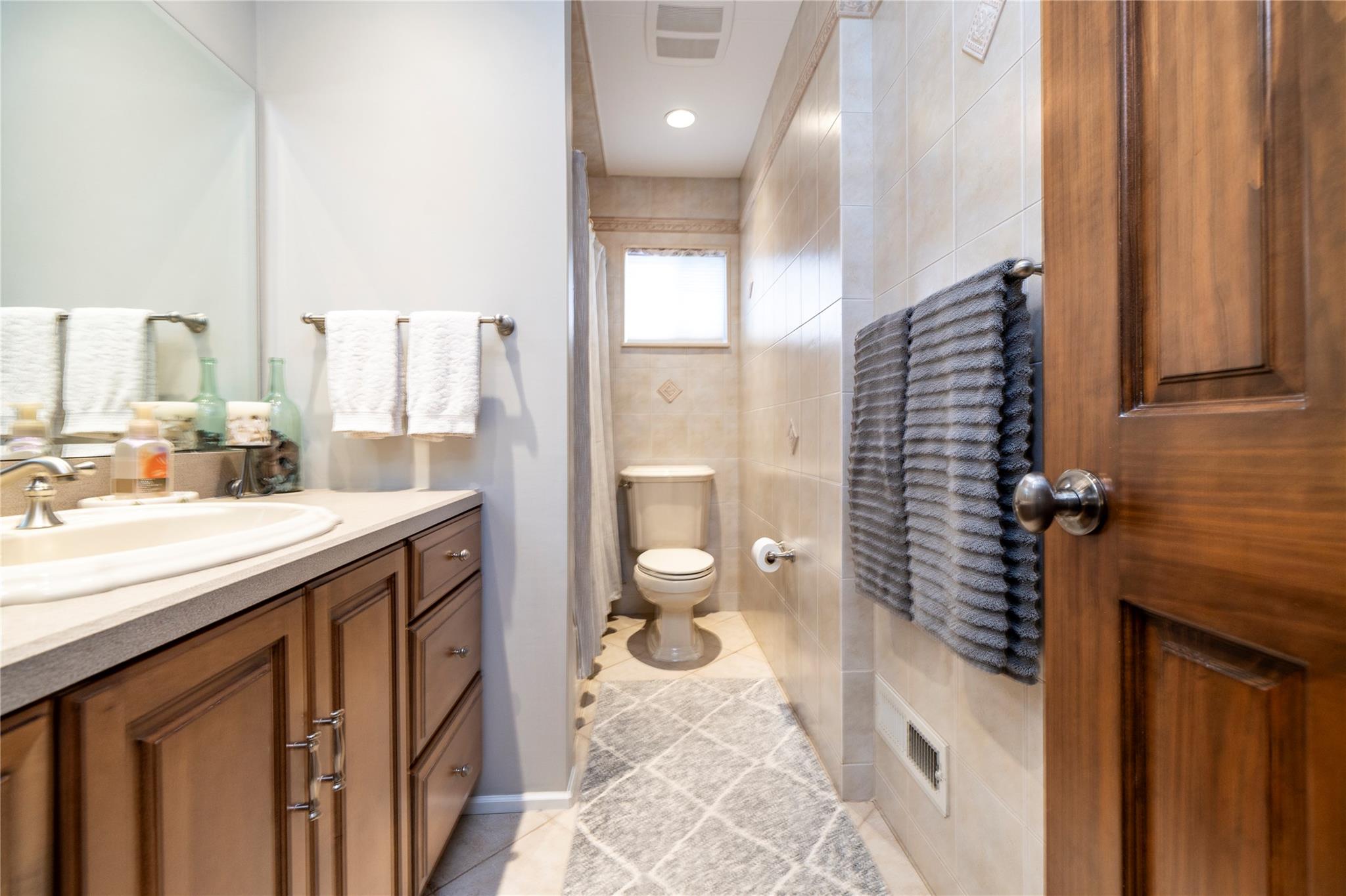 465 Nassau Avenue, Freeport, NY 11520