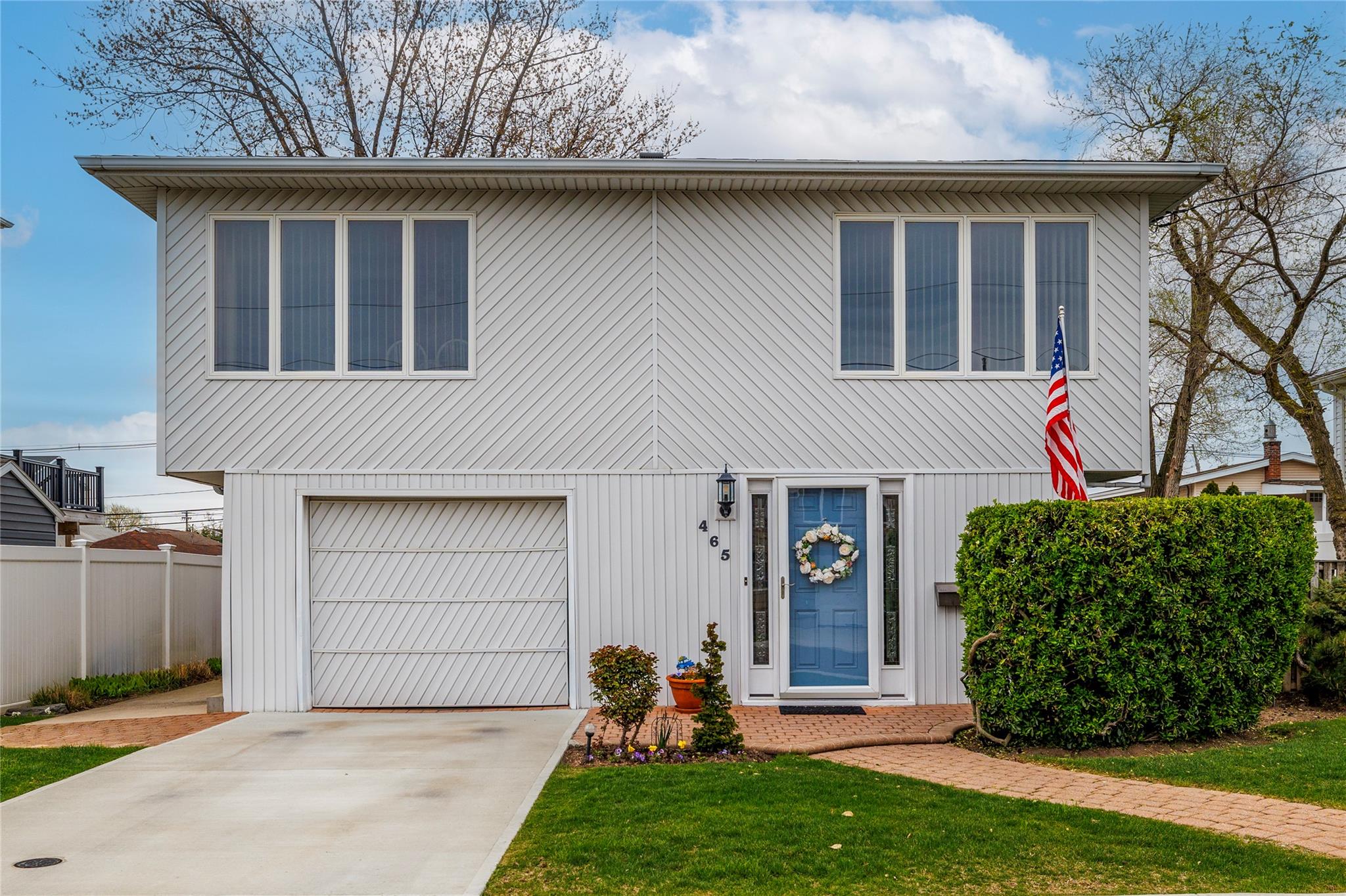 465 Nassau Avenue, Freeport, NY 11520