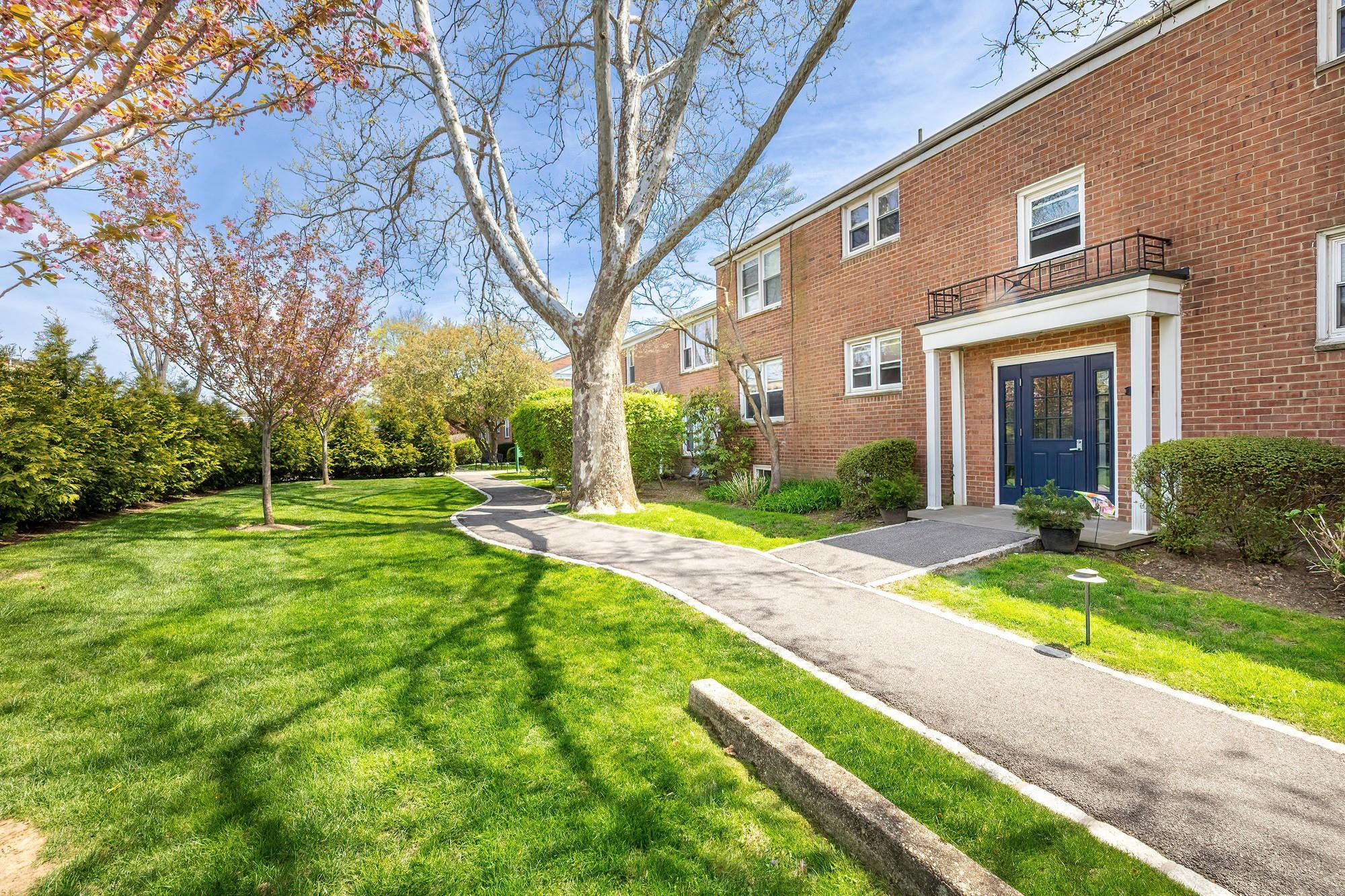 114 Lawn Terrace # 1B, Mamaroneck, NY 10543