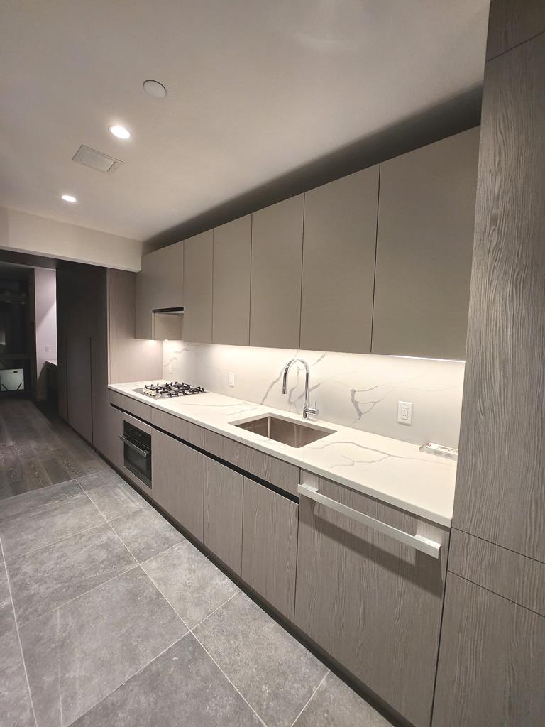 133-36 37th Avenue # 3K, Flushing, NY 11354