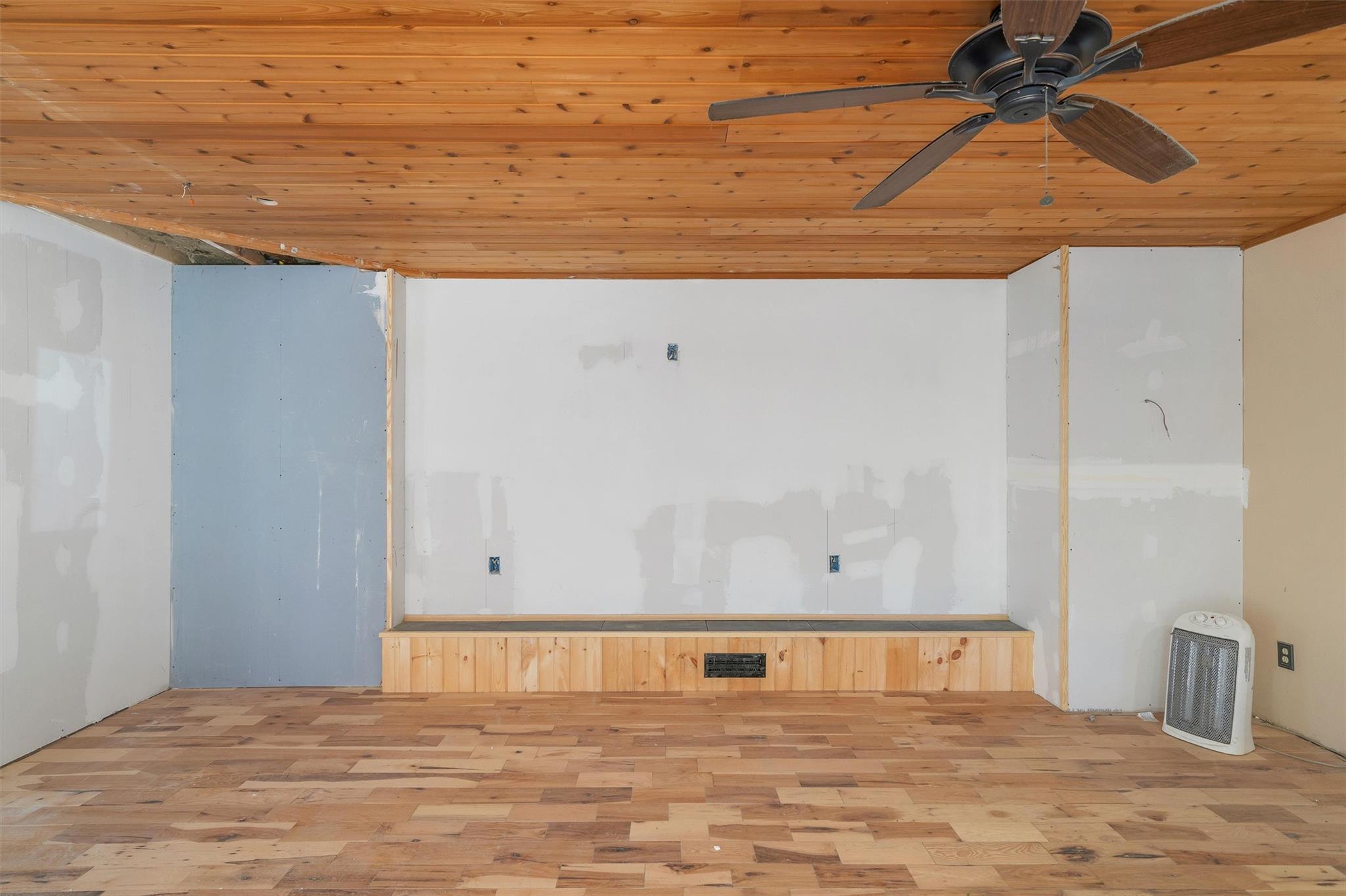 39 Meadowlark Lane, Woodridge, NY 12789