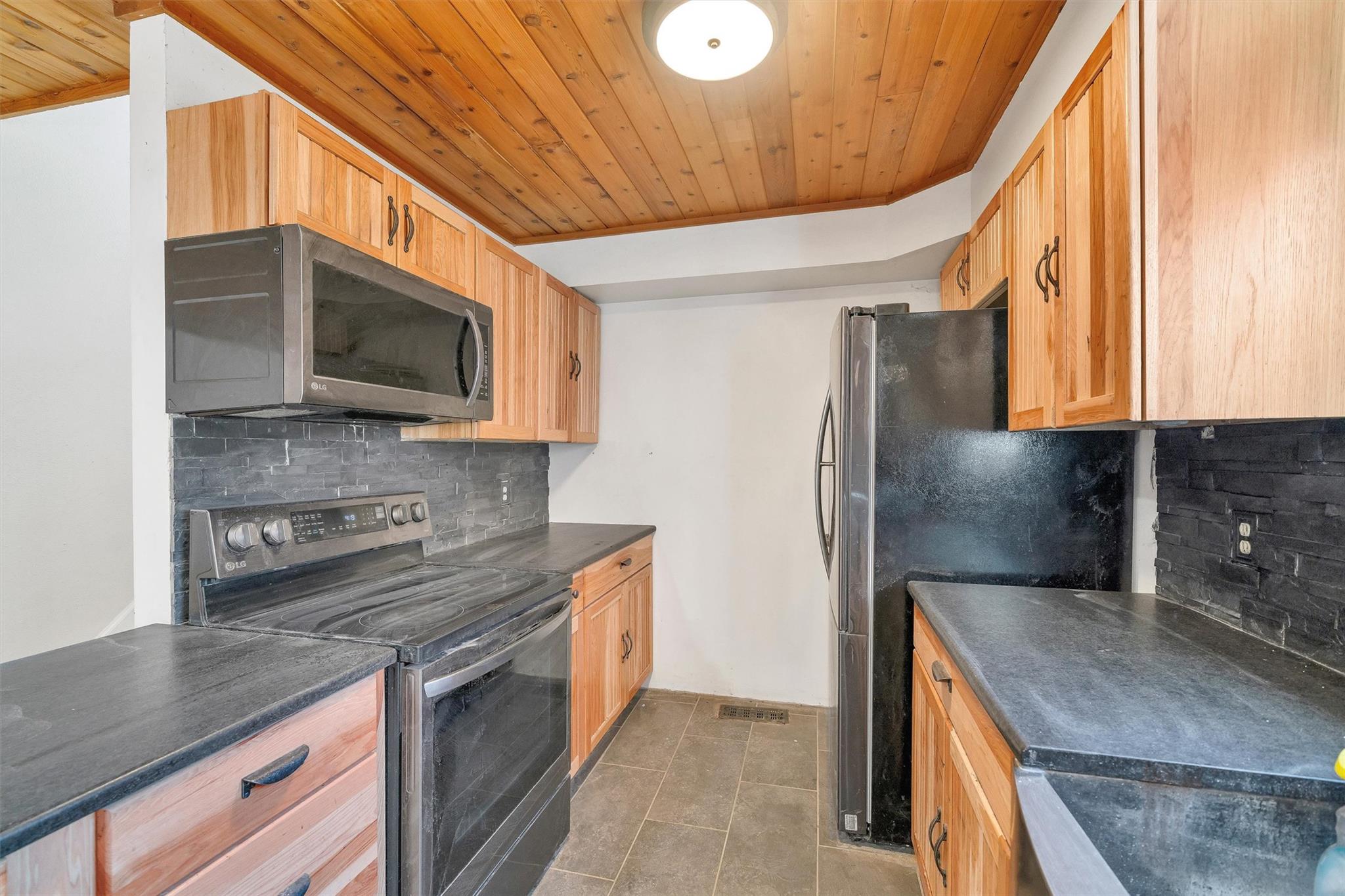 39 Meadowlark Lane, Woodridge, NY 12789