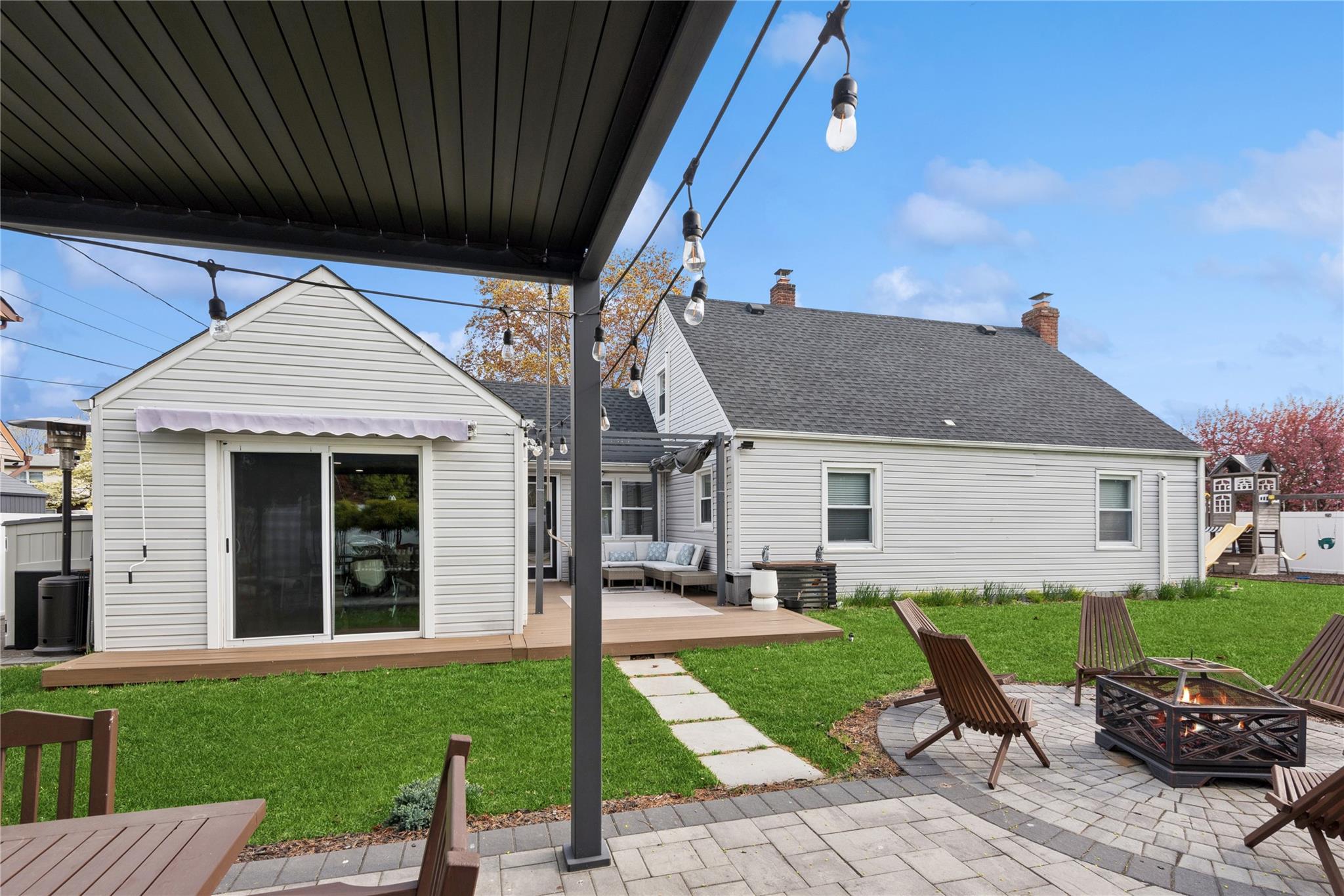 34 Chase Lane, Levittown, NY 11756