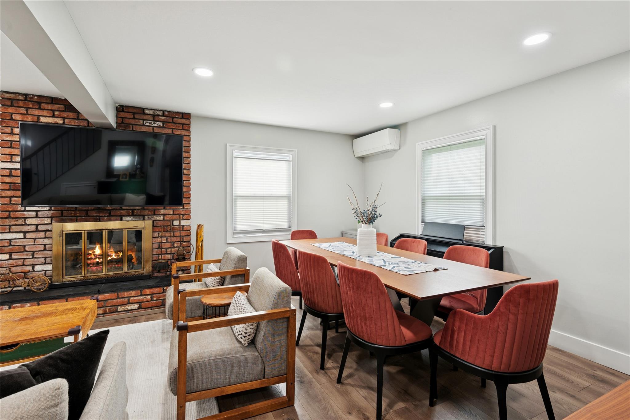 34 Chase Lane, Levittown, NY 11756