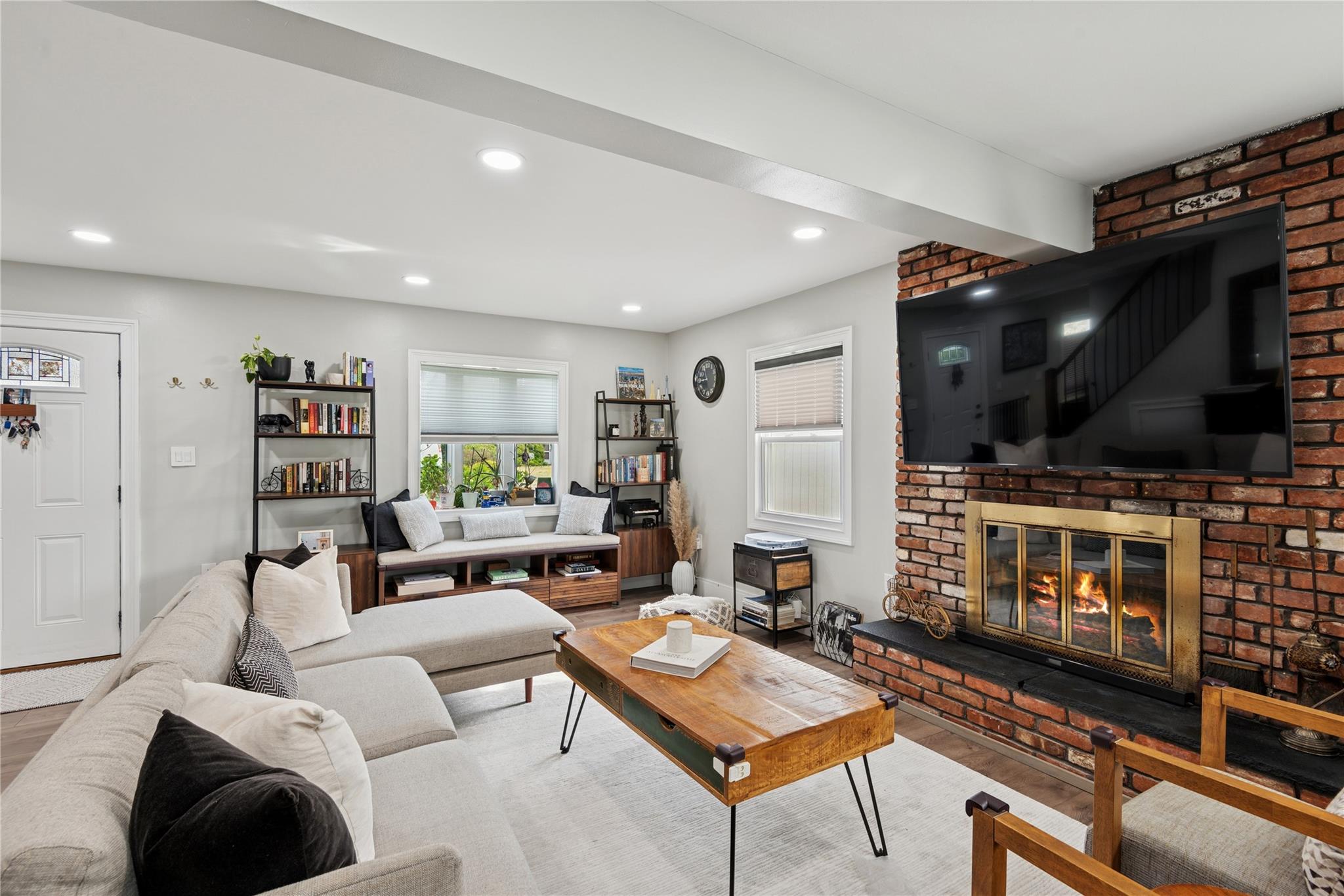 34 Chase Lane, Levittown, NY 11756