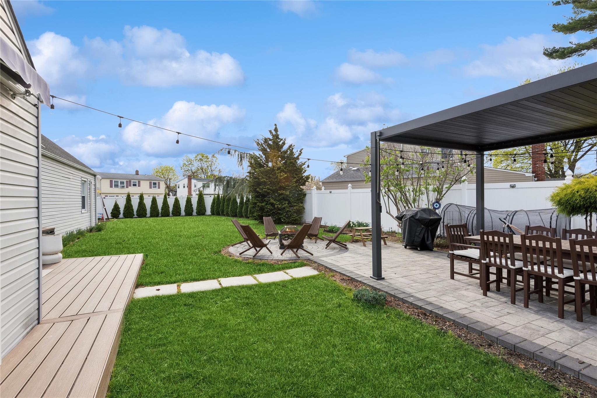 34 Chase Lane, Levittown, NY 11756