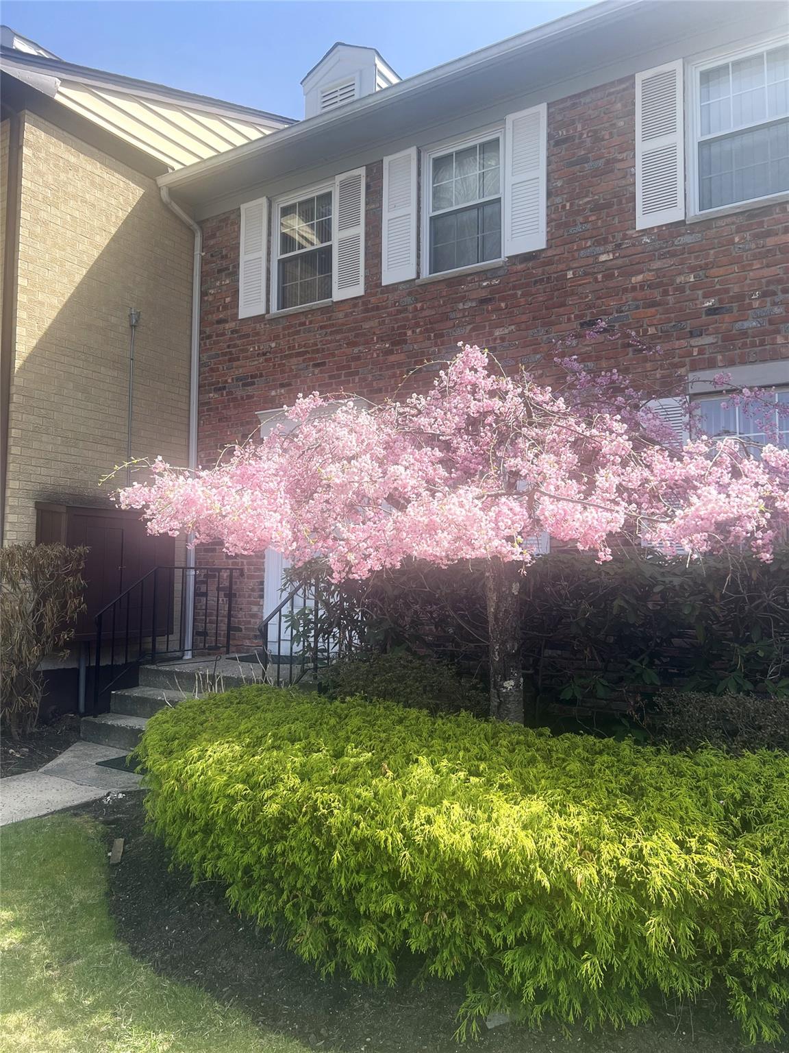 430 Genesee Court, Suffern, NY 10901
