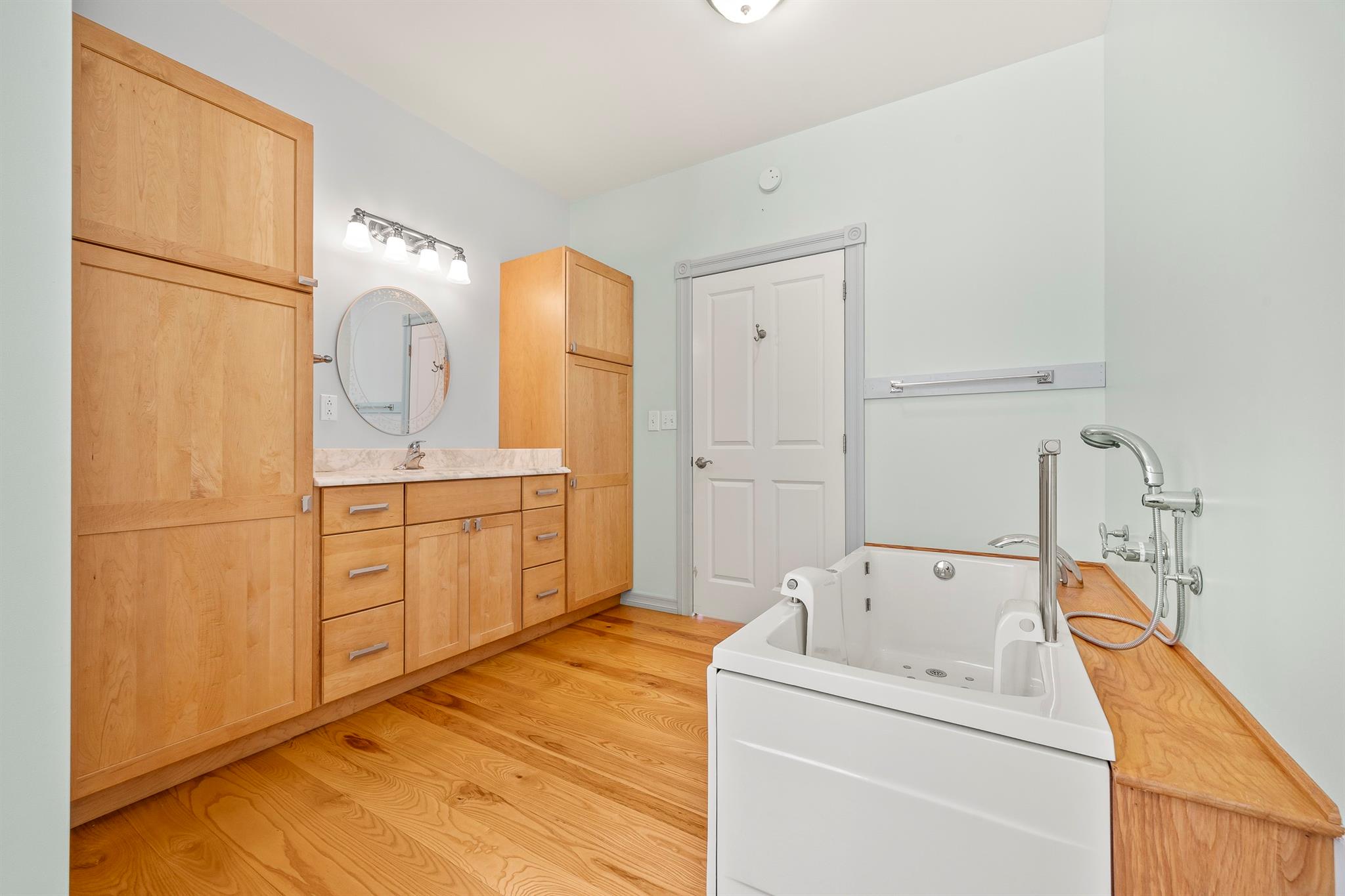 1 Kimberly Way, Clinton Corners, NY 12514