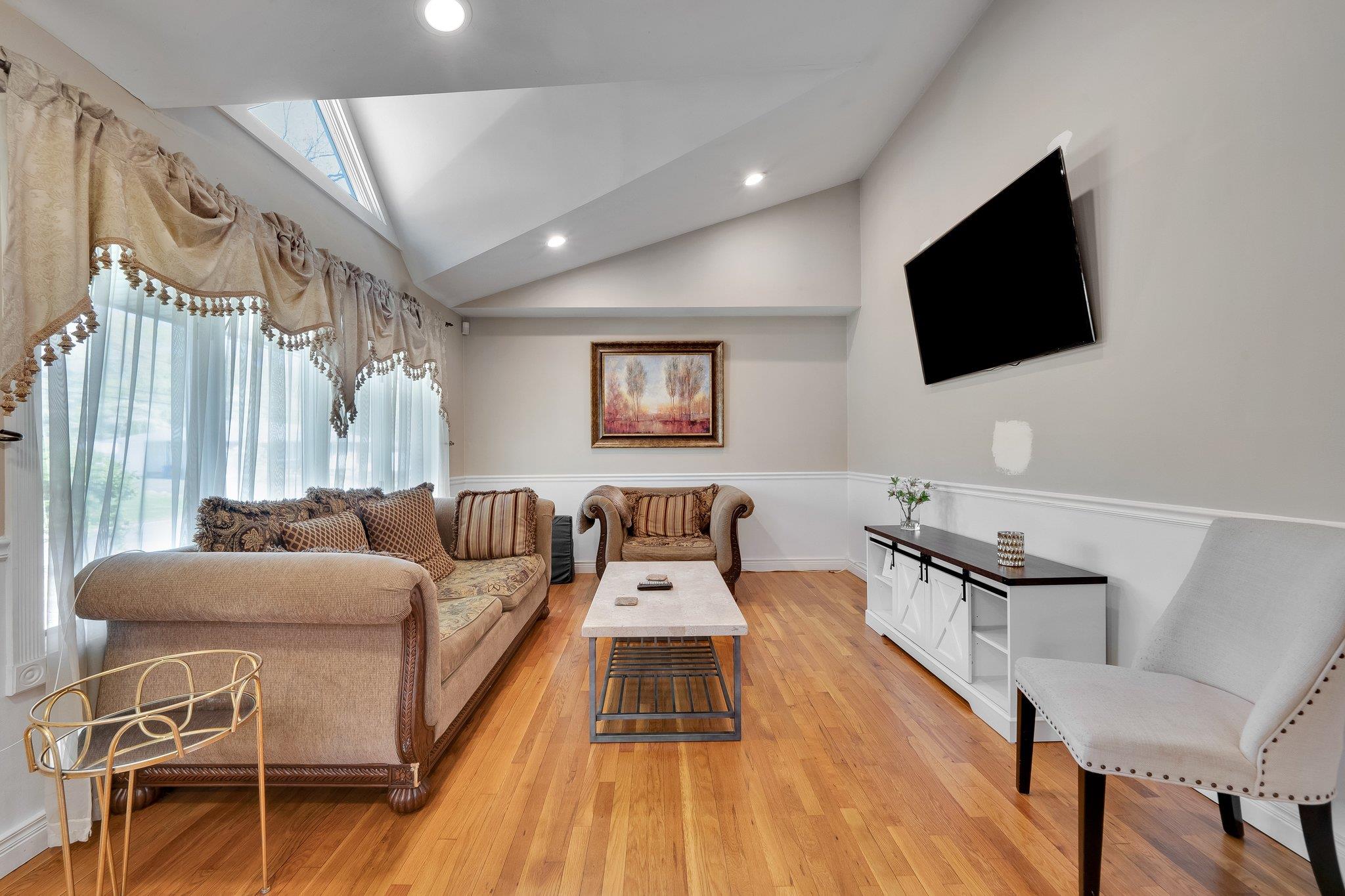 92 Dovecote Lane, Commack, NY 11725