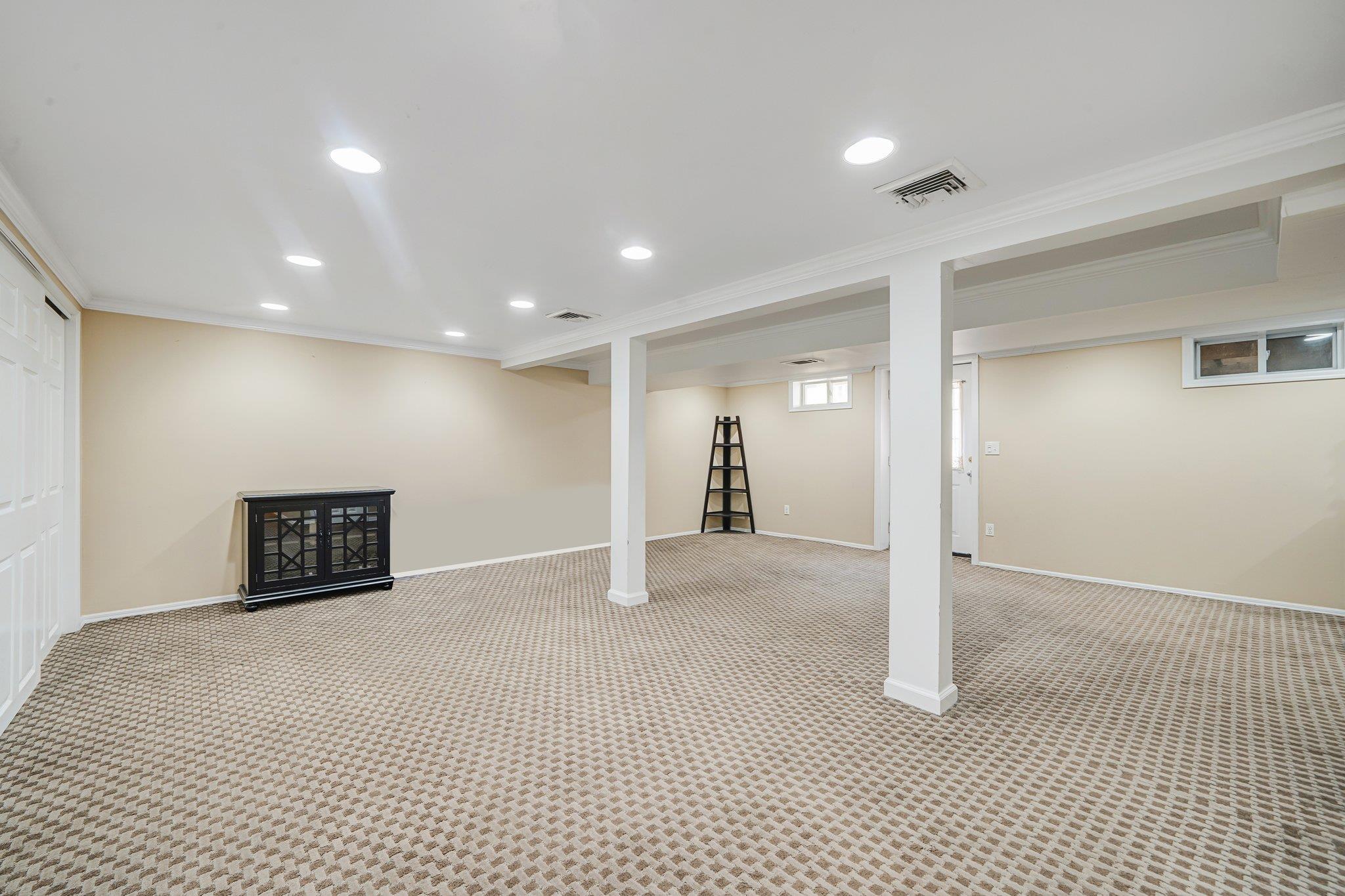 92 Dovecote Lane, Commack, NY 11725