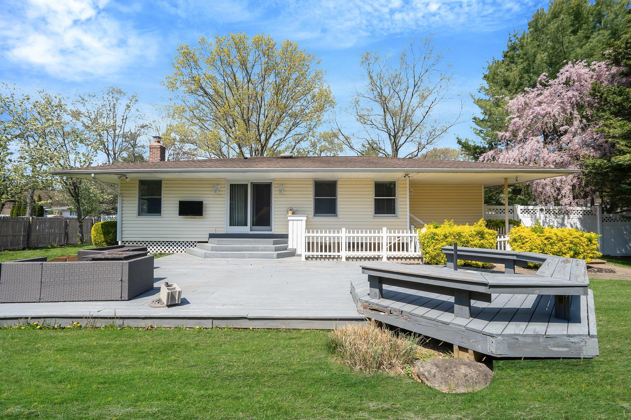 92 Dovecote Lane, Commack, NY 11725