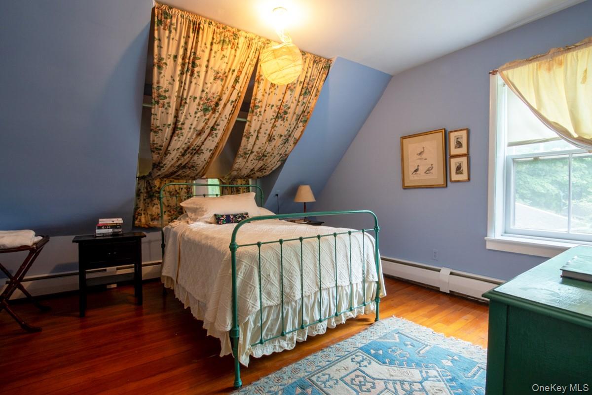 158 Greendale Road, Hudson, NY 12534