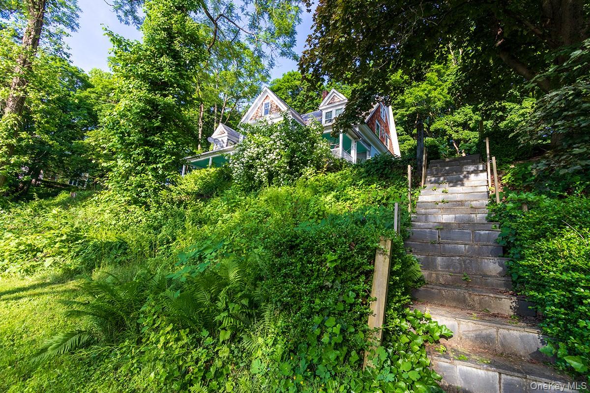 158 Greendale Road, Hudson, NY 12534