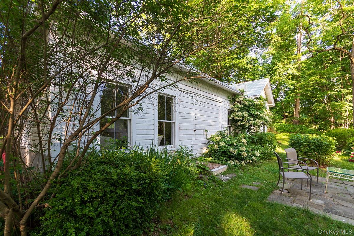 158 Greendale Road, Hudson, NY 12534