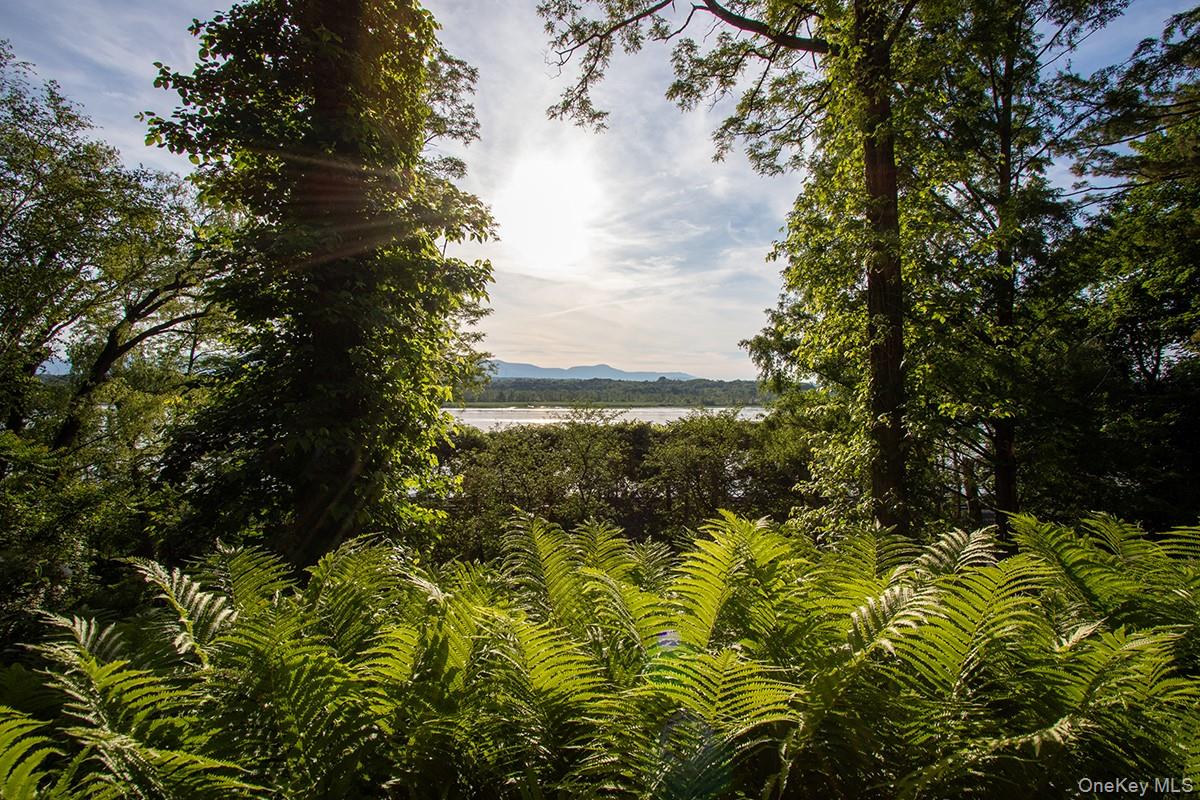 158 Greendale Road, Hudson, NY 12534