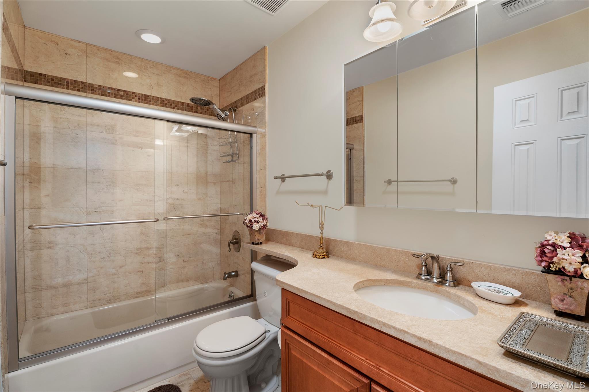 3012 Mitchell Road # 3012, Westhampton Beach, NY 11978