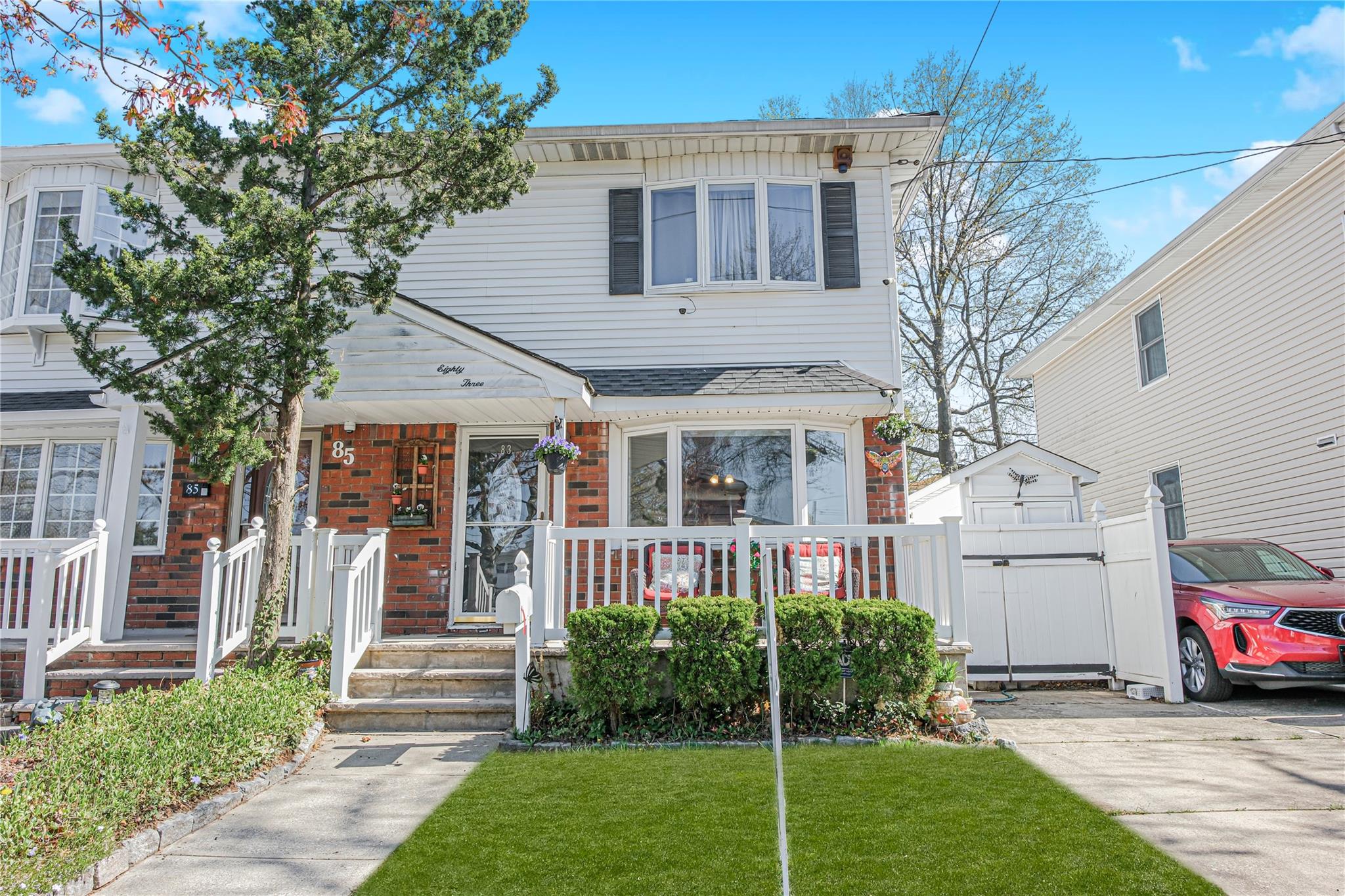 83 Vincent Ave, Staten Island, NY 10306