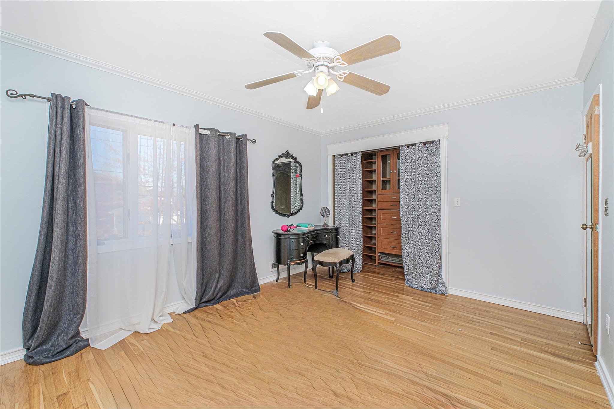 83 Vincent Ave, Staten Island, NY 10306