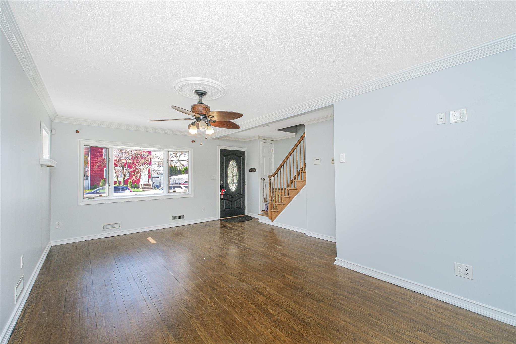 83 Vincent Ave, Staten Island, NY 10306