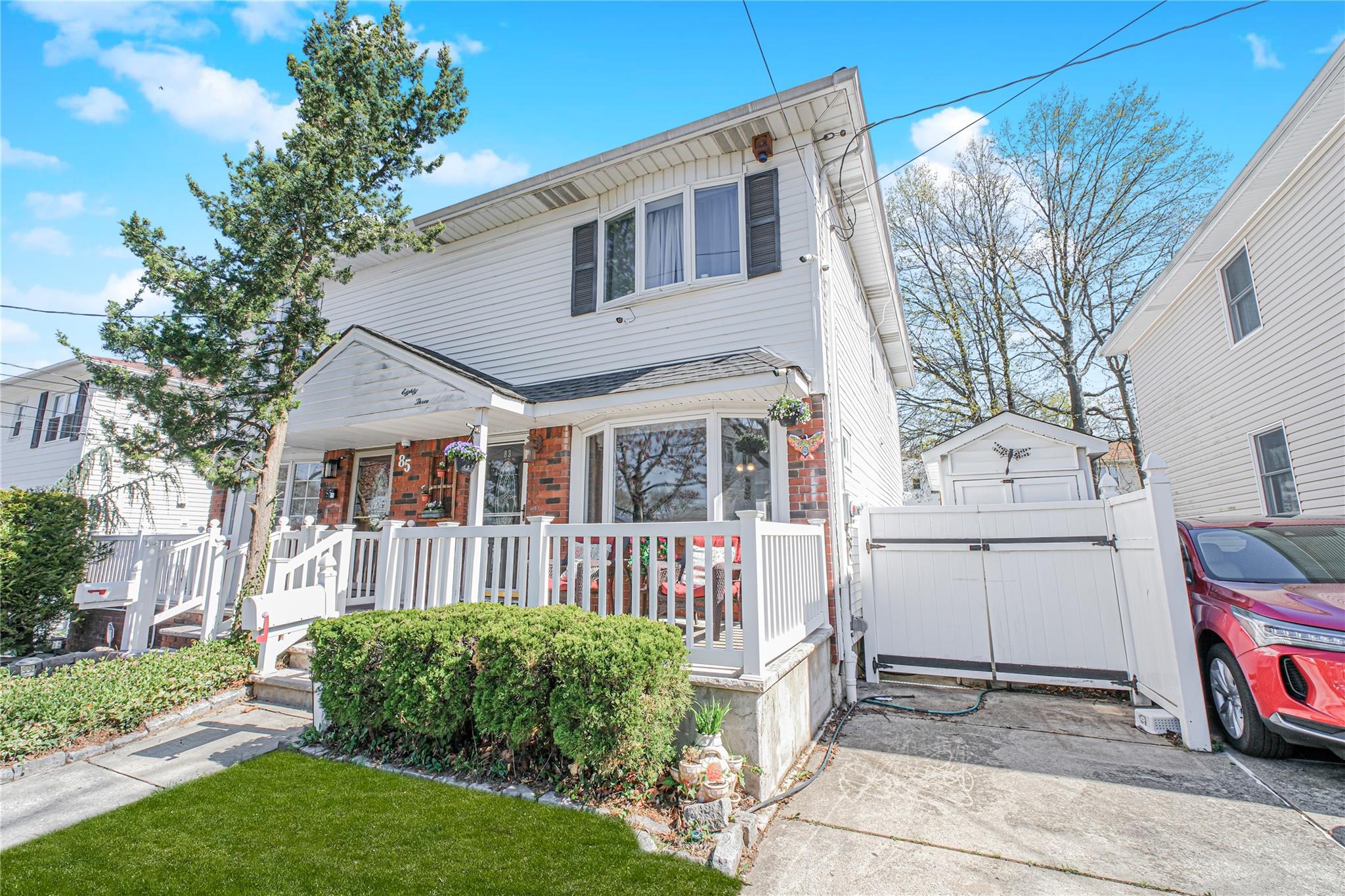 83 Vincent Ave, Staten Island, NY 10306