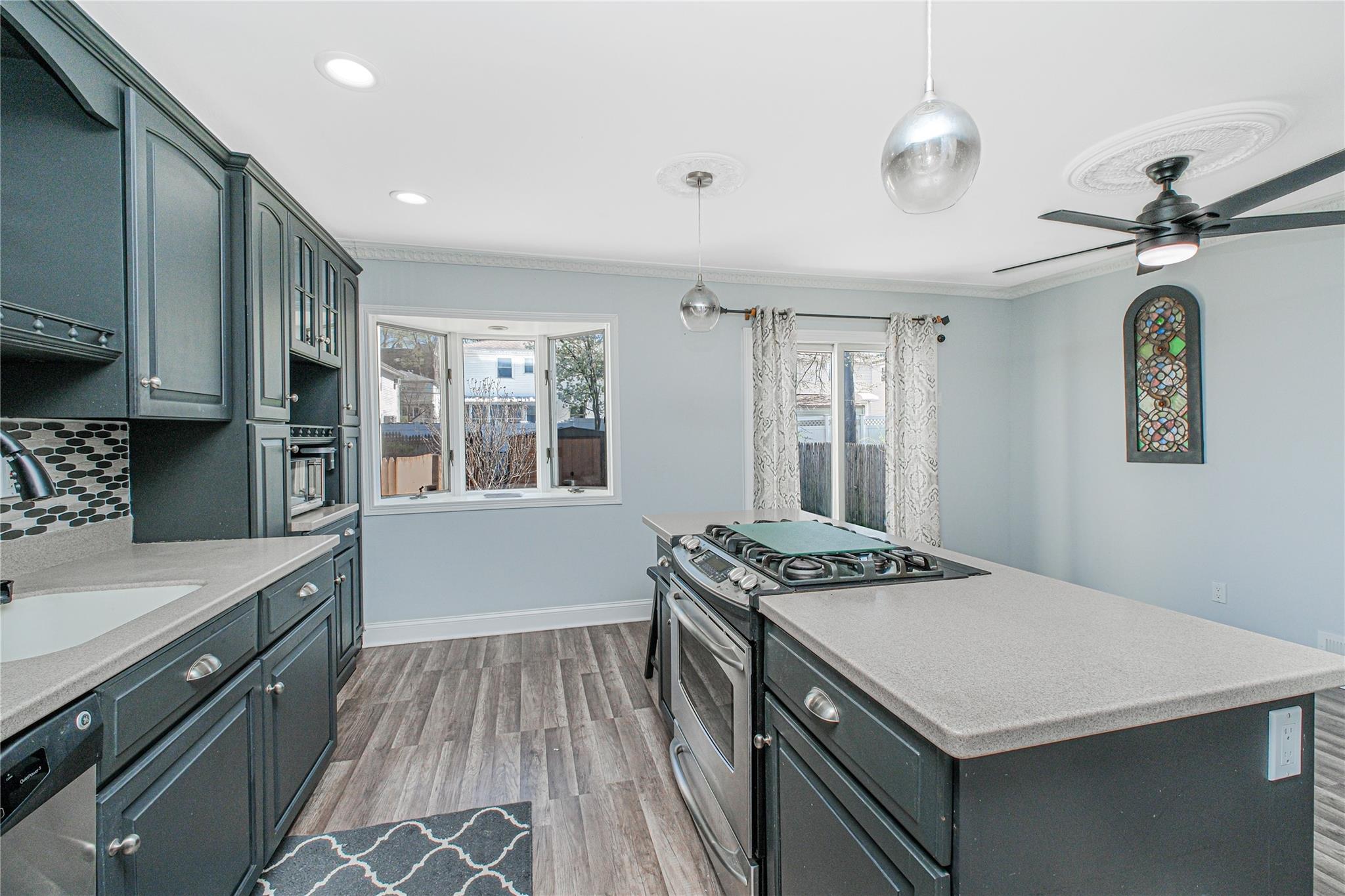 83 Vincent Ave, Staten Island, NY 10306