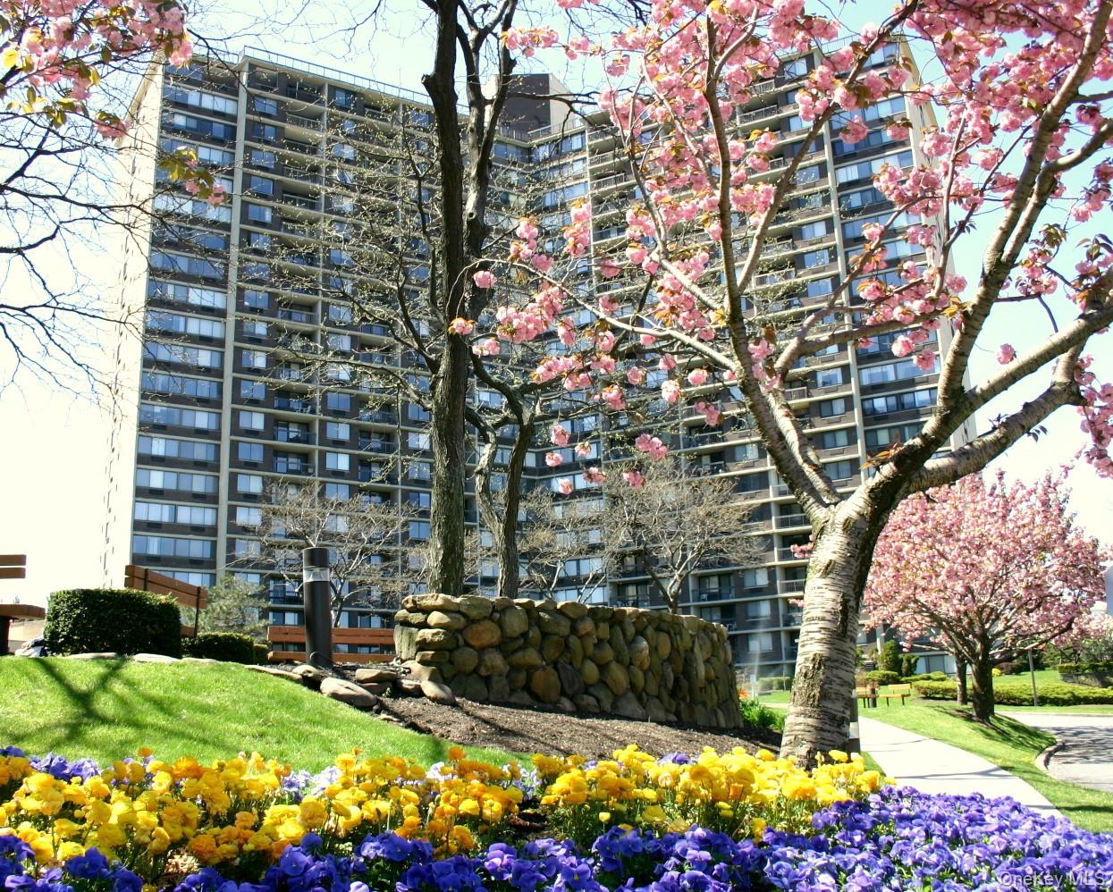 2 Bay Club Drive # 10B, Bayside, NY 11360