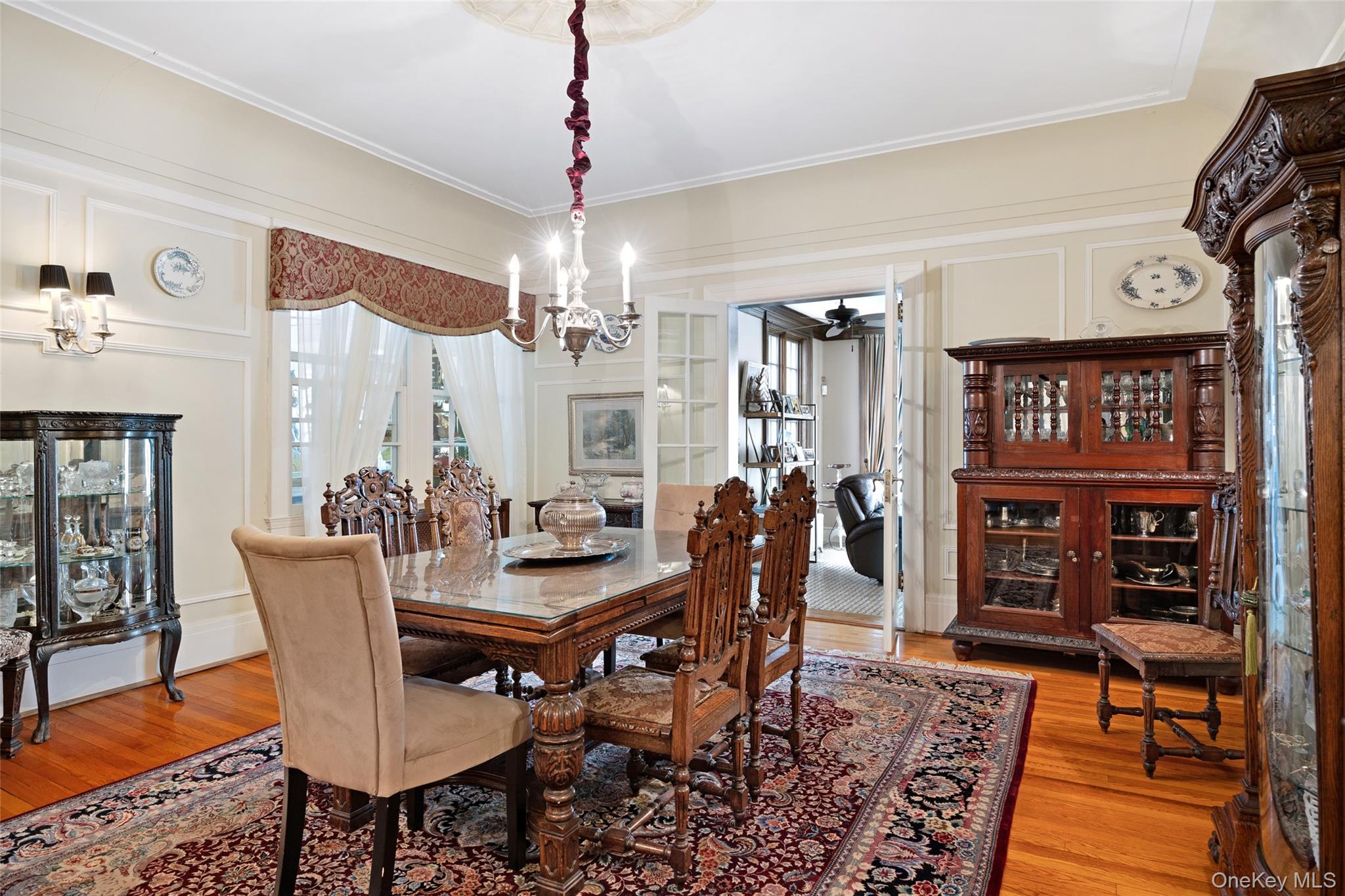 127 #1 Beverly Road, Douglaston, NY 11363