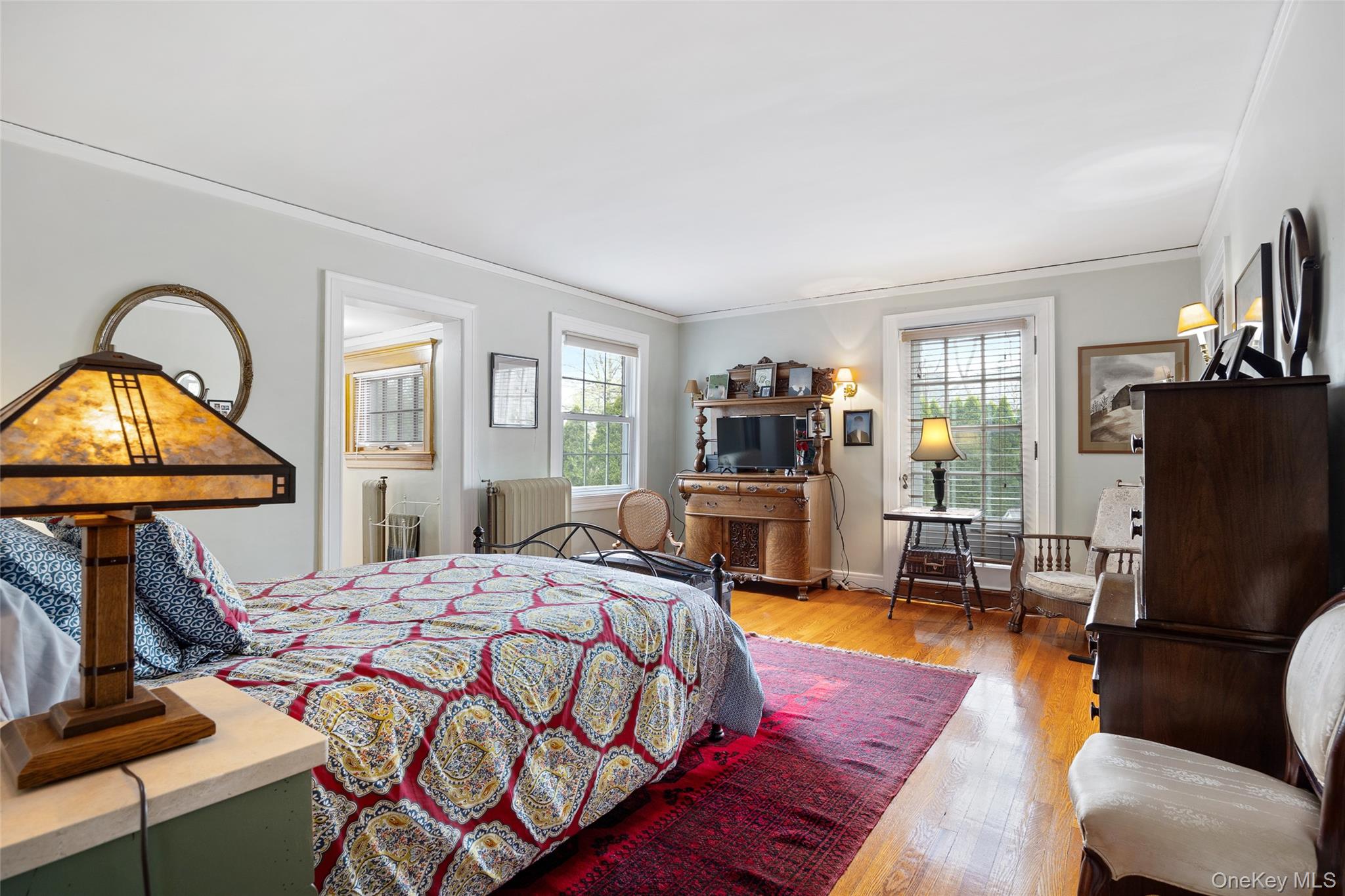 127 #1 Beverly Road, Douglaston, NY 11363