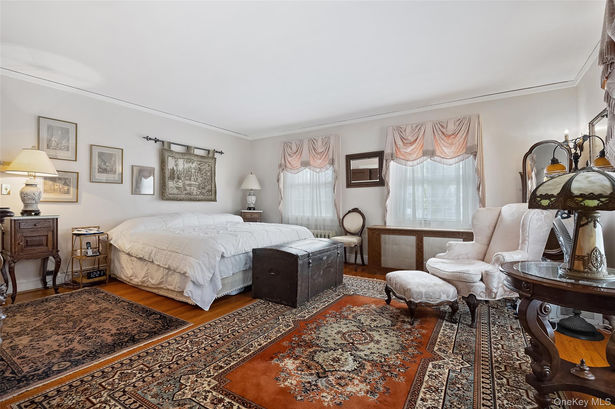 127 #1 Beverly Road, Douglaston, NY 11363