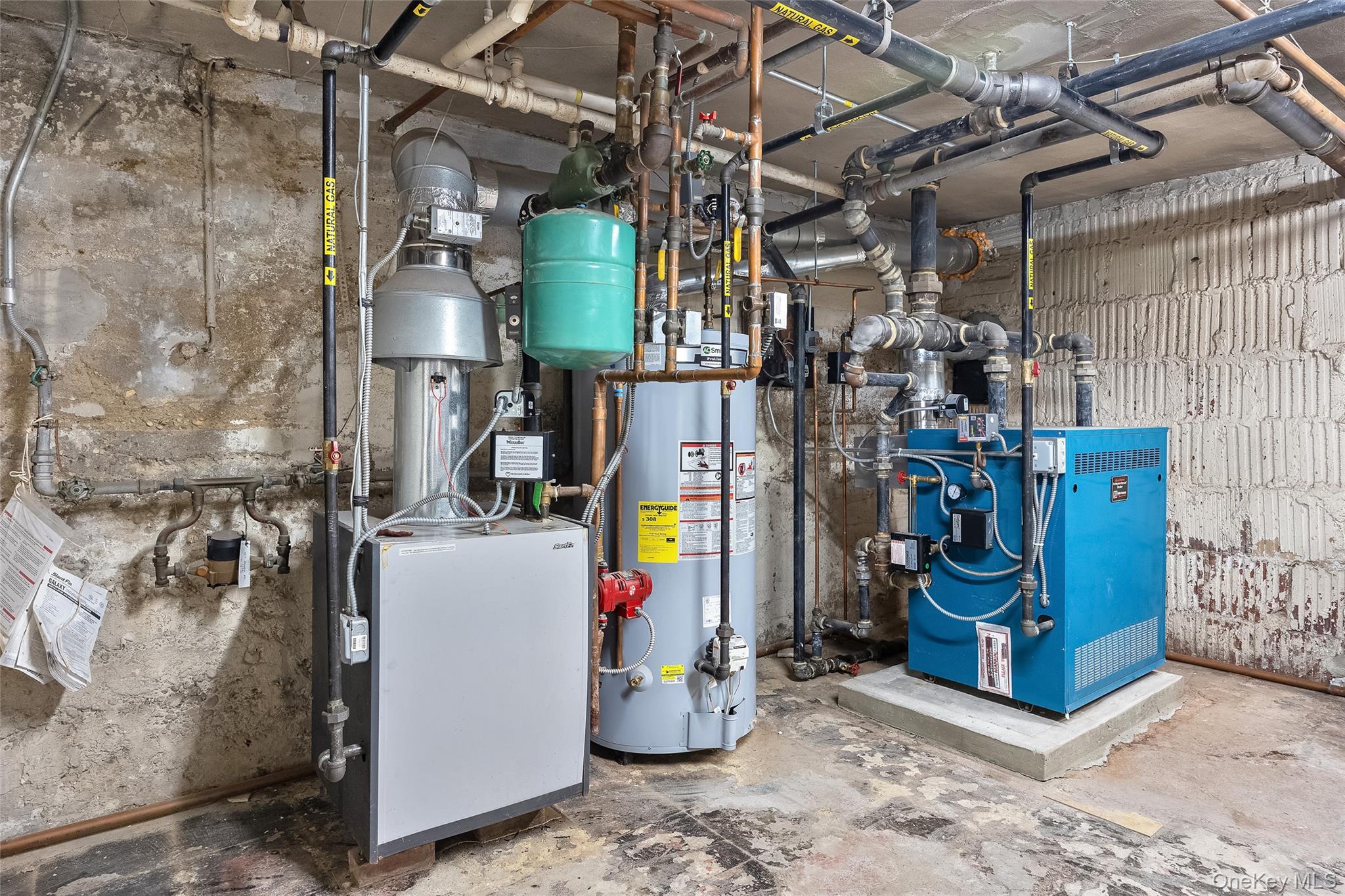 127 #1 Beverly Road, Douglaston, NY 11363