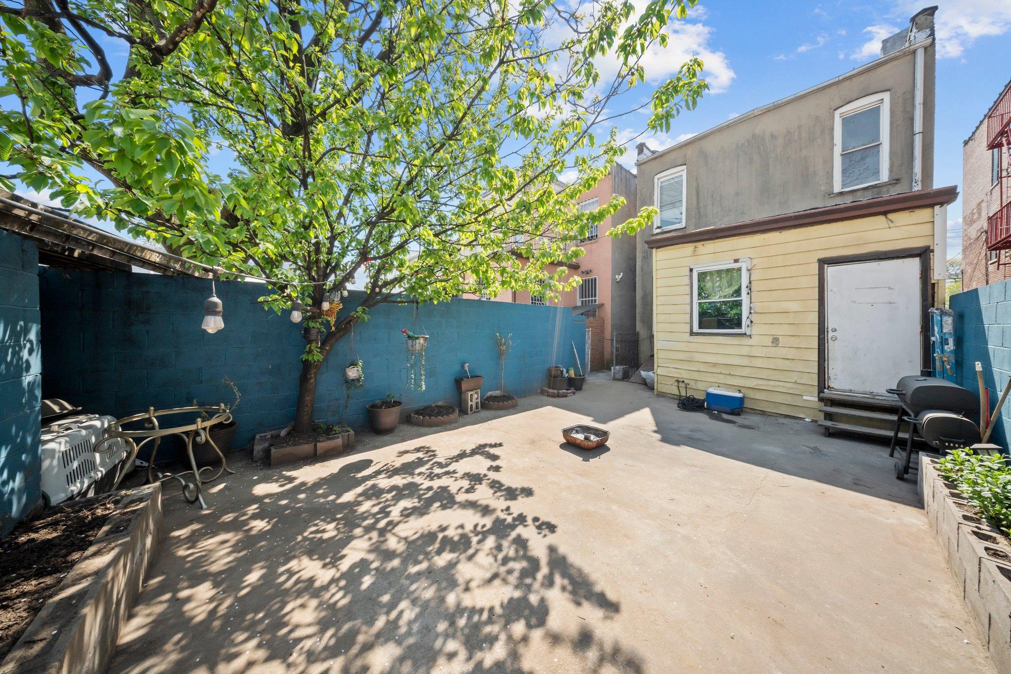 3219 104th Street, East Elmhurst, NY 11369