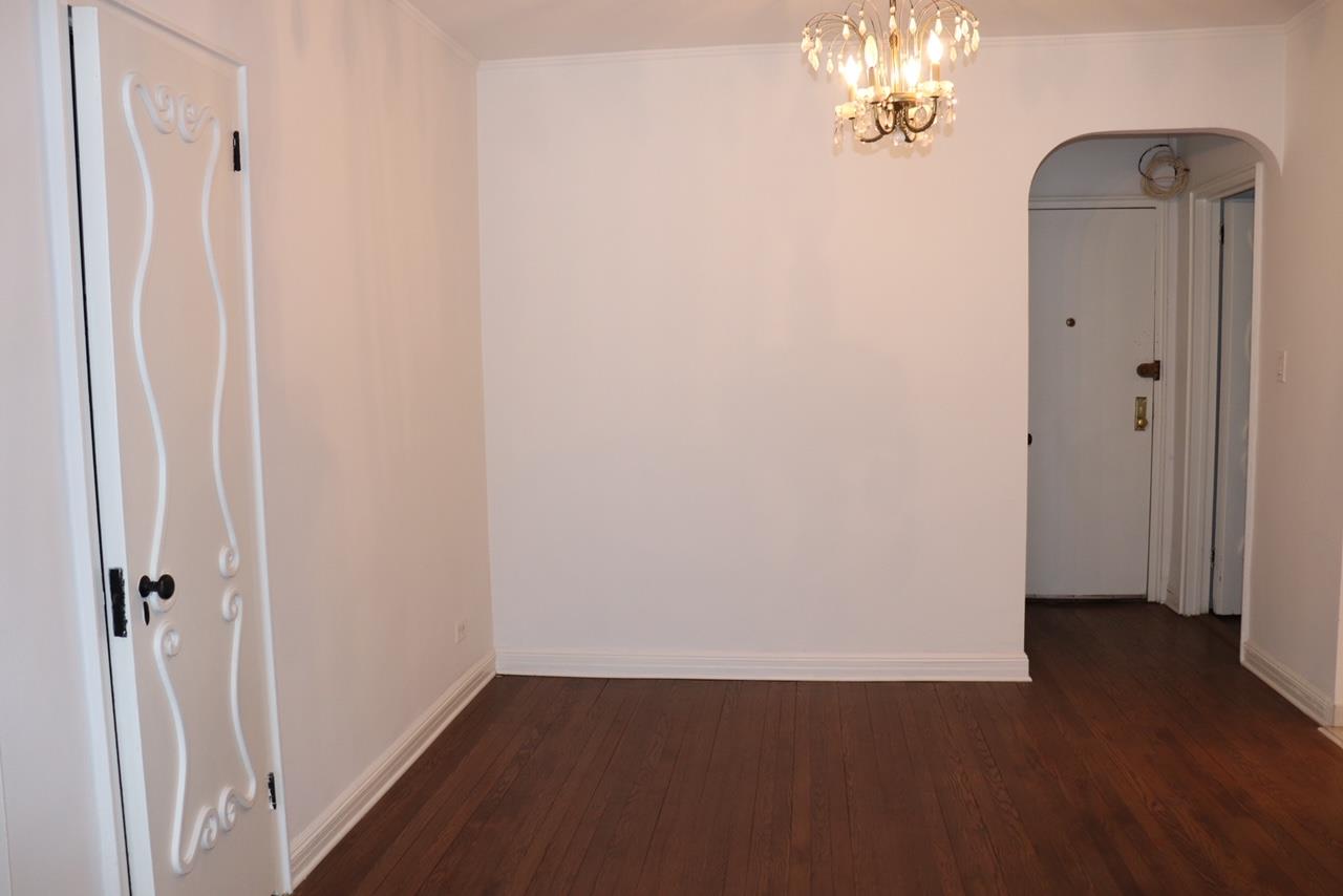 69-40 Yellowstone Boulevard # 207, Forest Hills, NY 11375