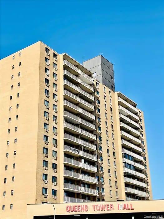 92-29 Queens Boulevard # 1E, Rego Park, NY 11374