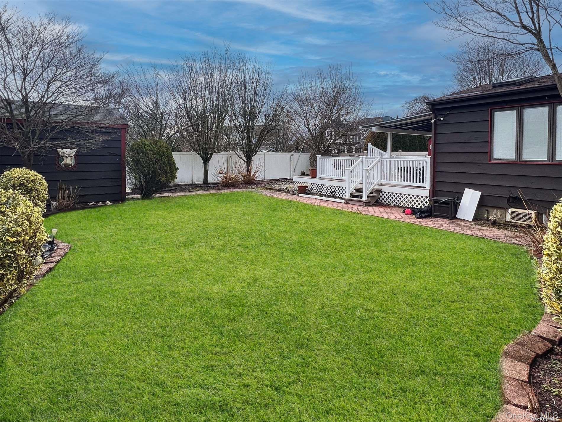 9 Reinhart Court, Melville, NY 11747