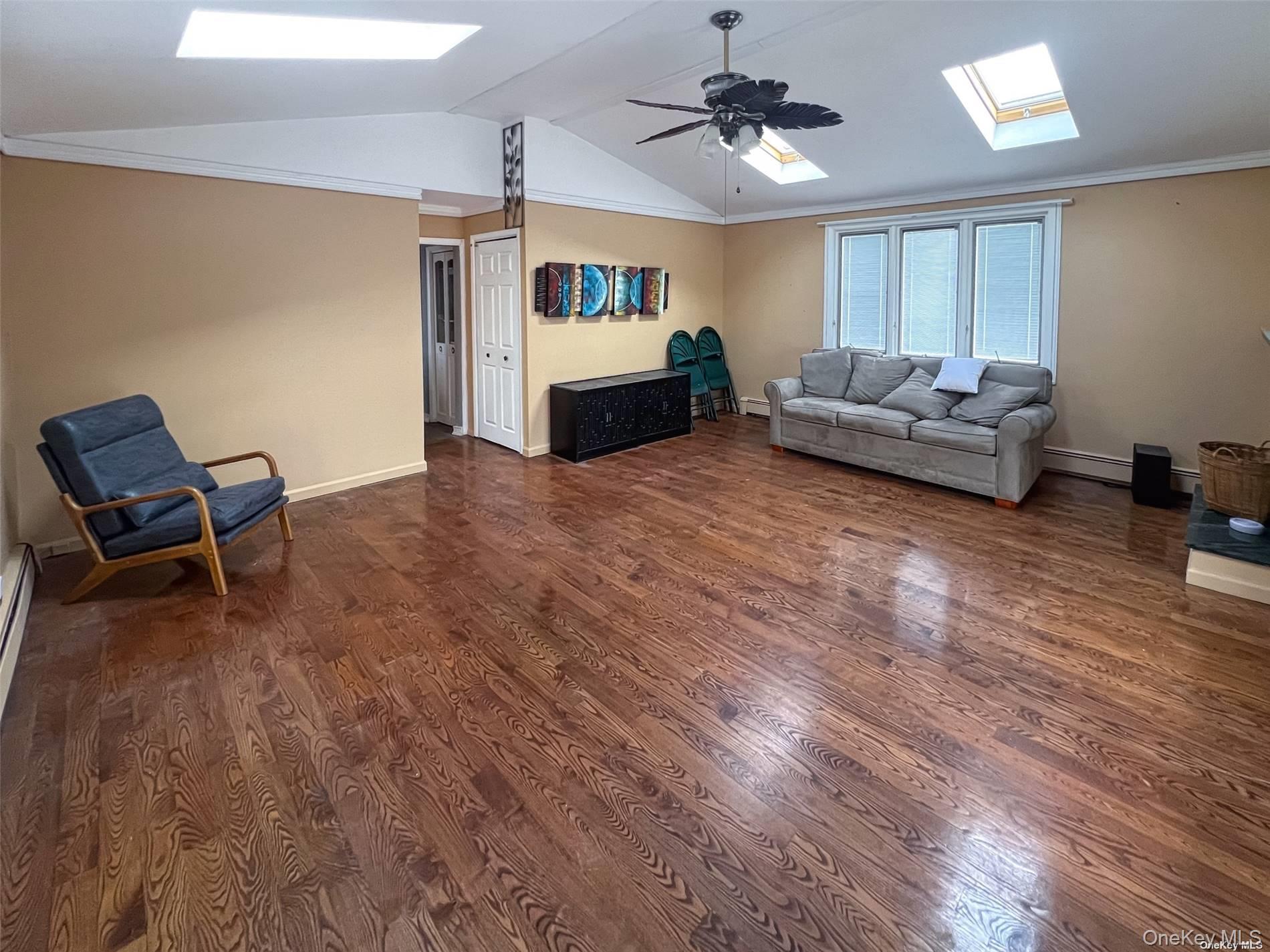 9 Reinhart Court, Melville, NY 11747