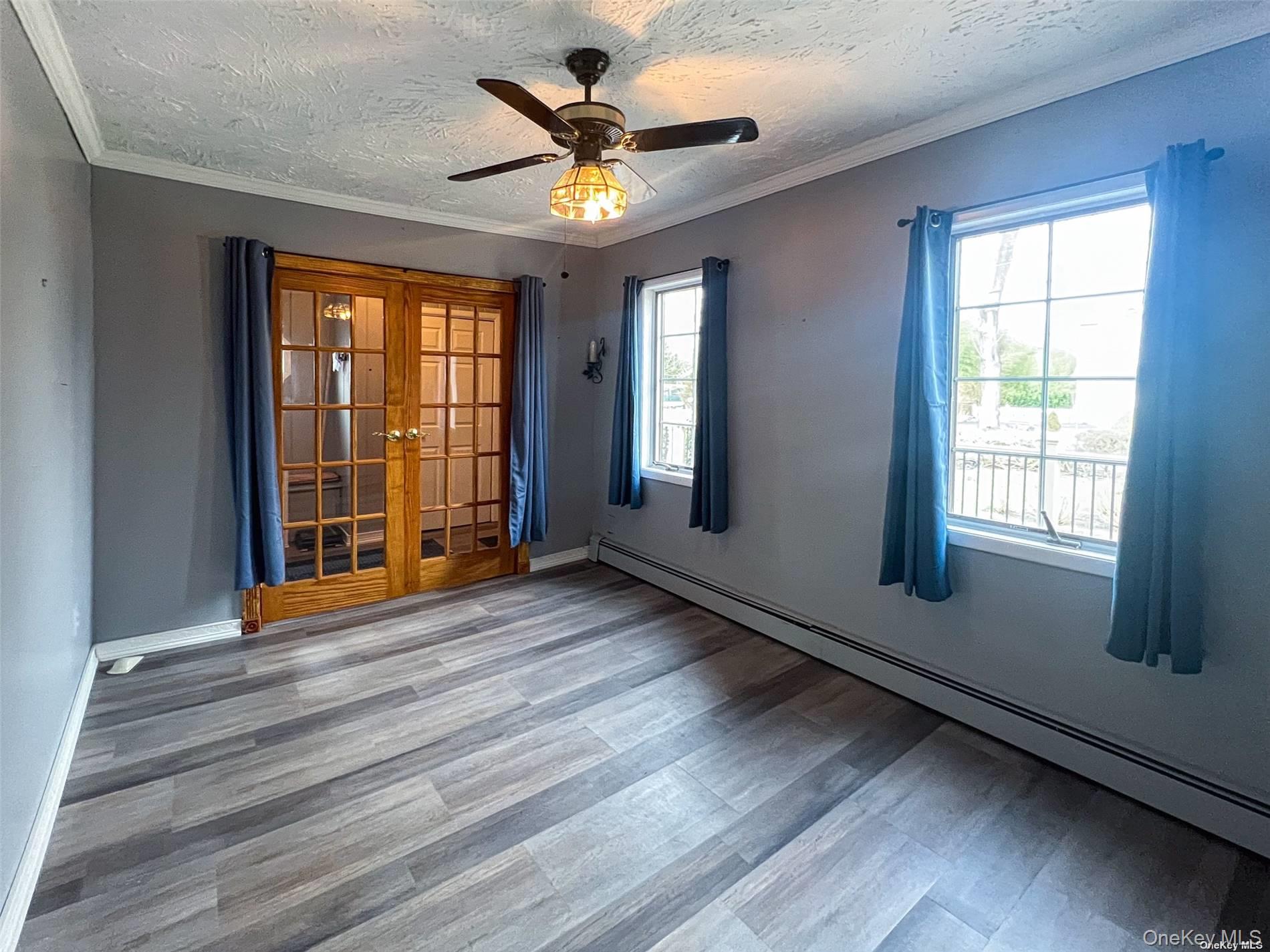 9 Reinhart Court, Melville, NY 11747