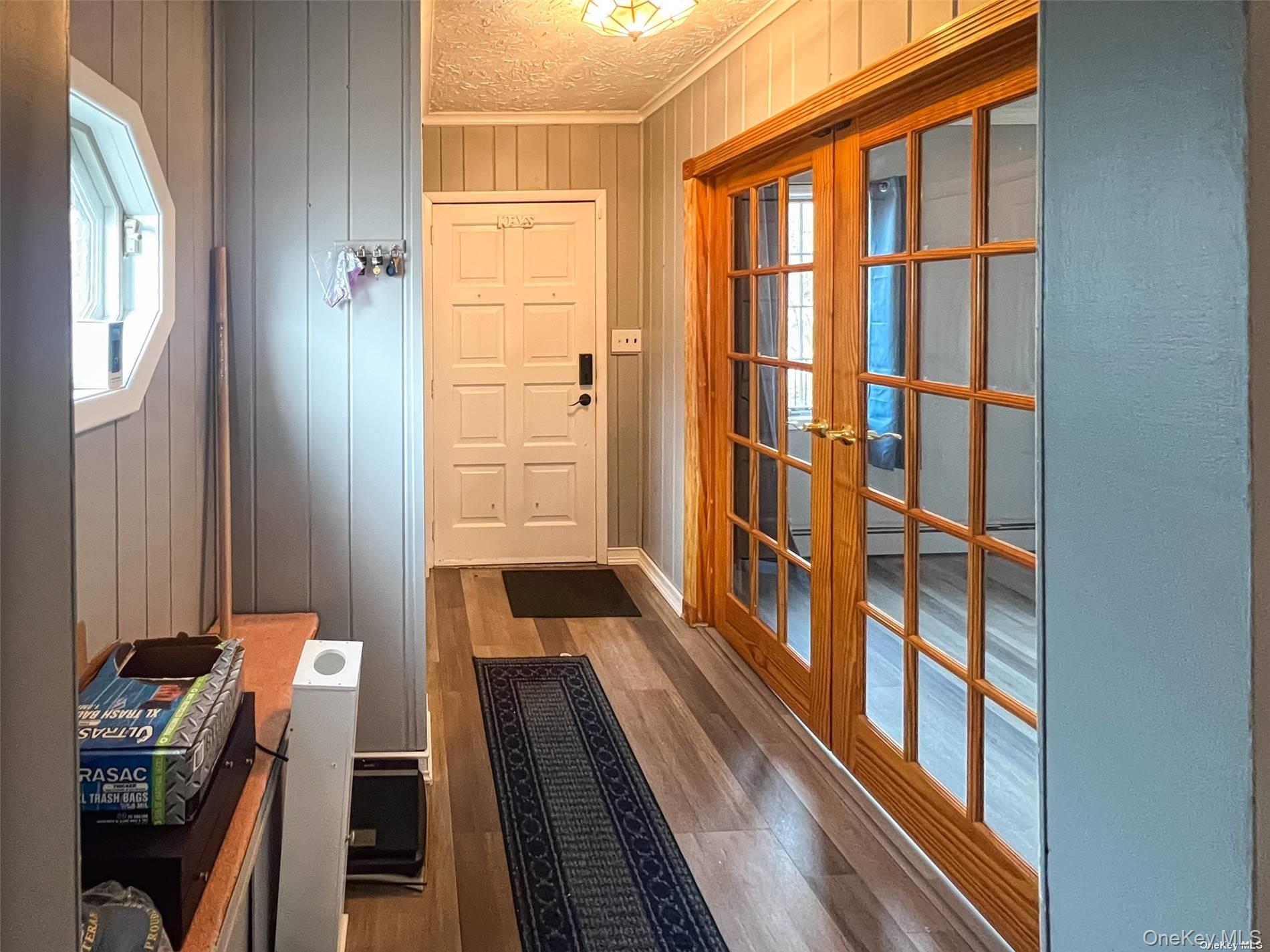 9 Reinhart Court, Melville, NY 11747