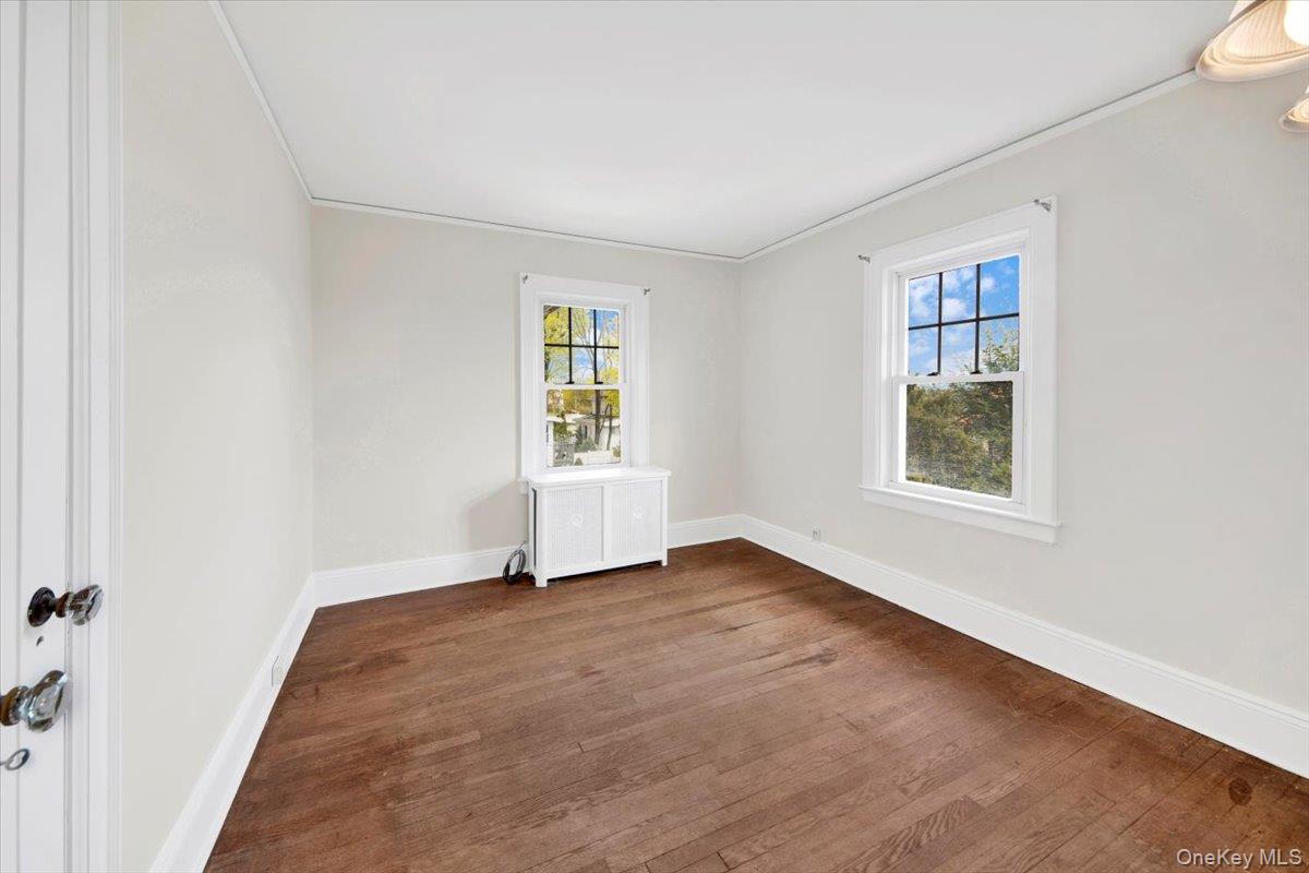 12 Pilgrim Avenue, Yonkers, NY 10710