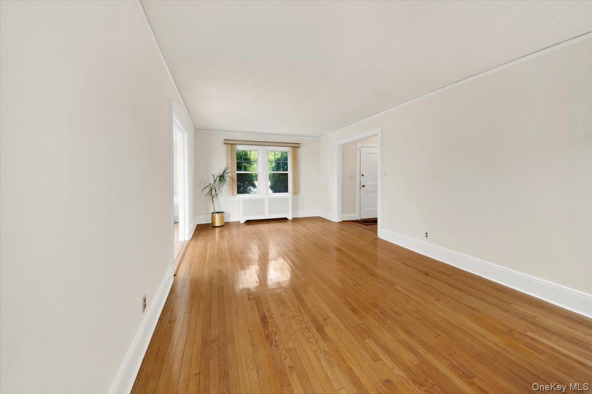 12 Pilgrim Avenue, Yonkers, NY 10710