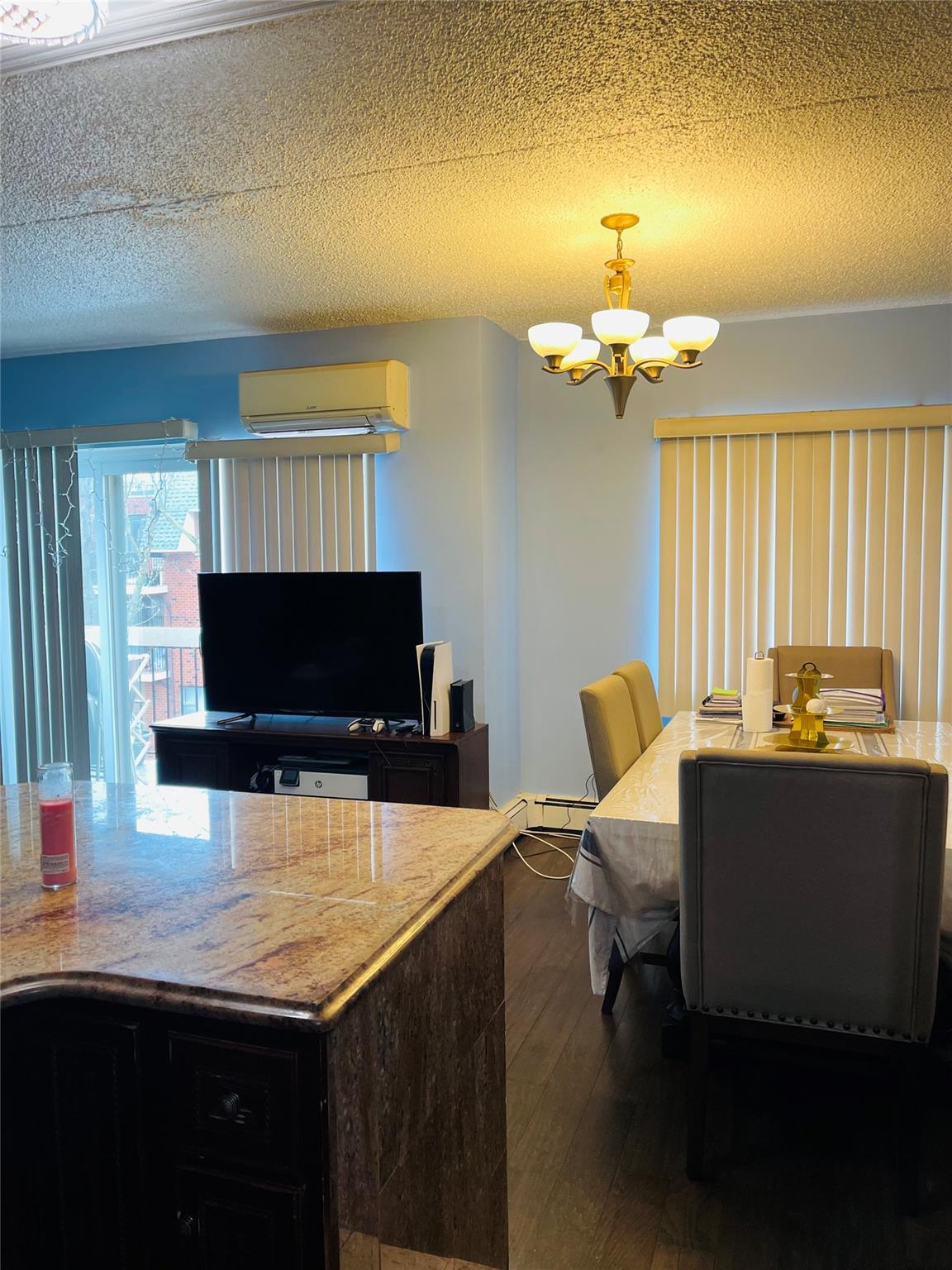 71-15 Sutton Place # 3 FL, Fresh Meadows, NY 11365