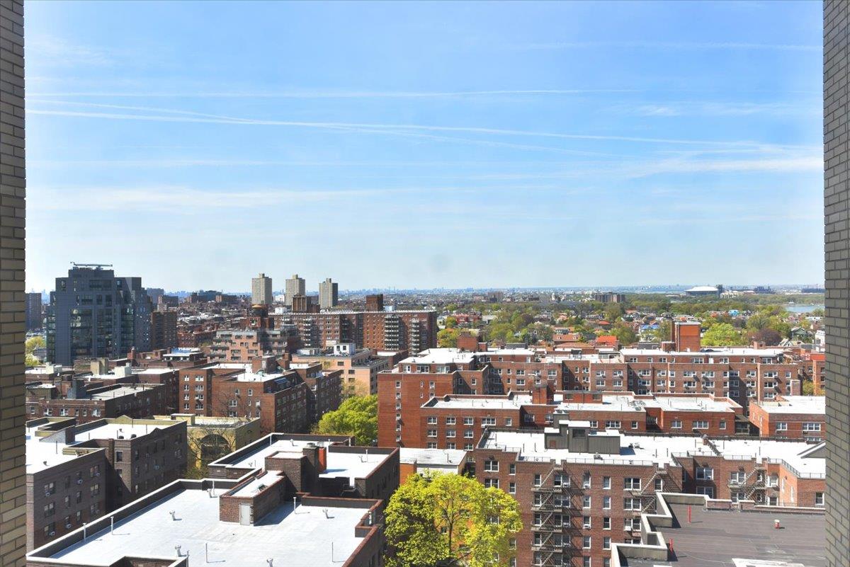 110-11 Queens Boulevard # 18D, Forest Hills, NY 11375