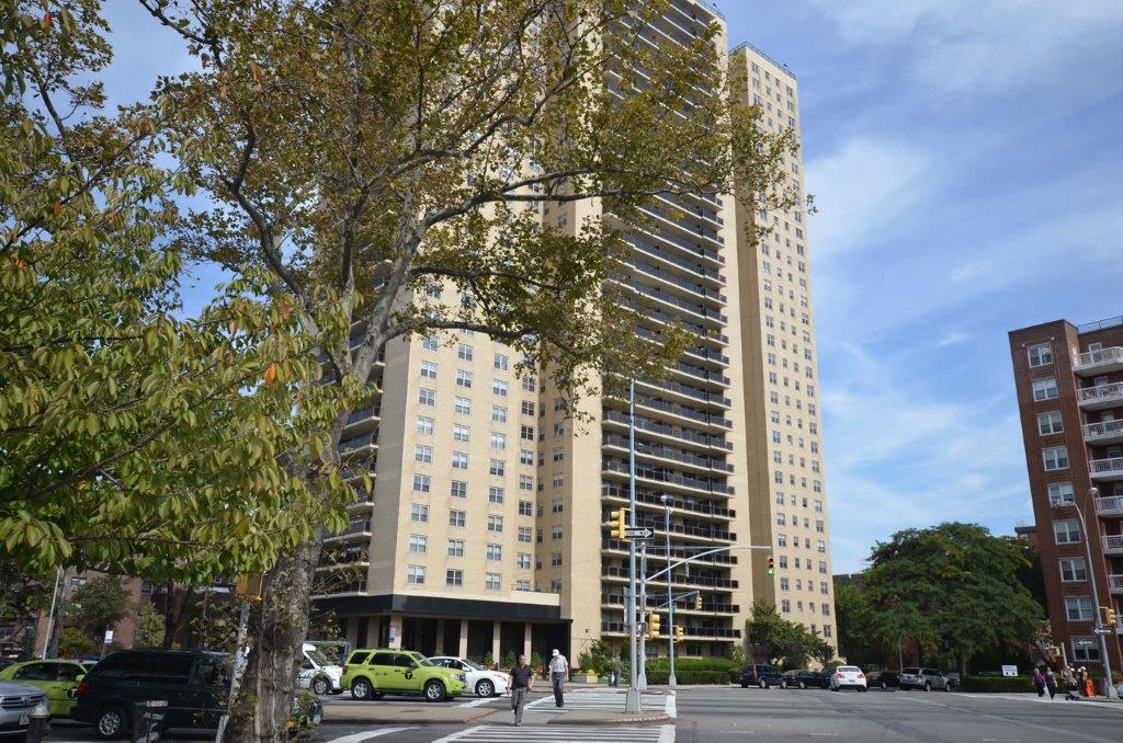 110-11 Queens Boulevard # 18D, Forest Hills, NY 11375