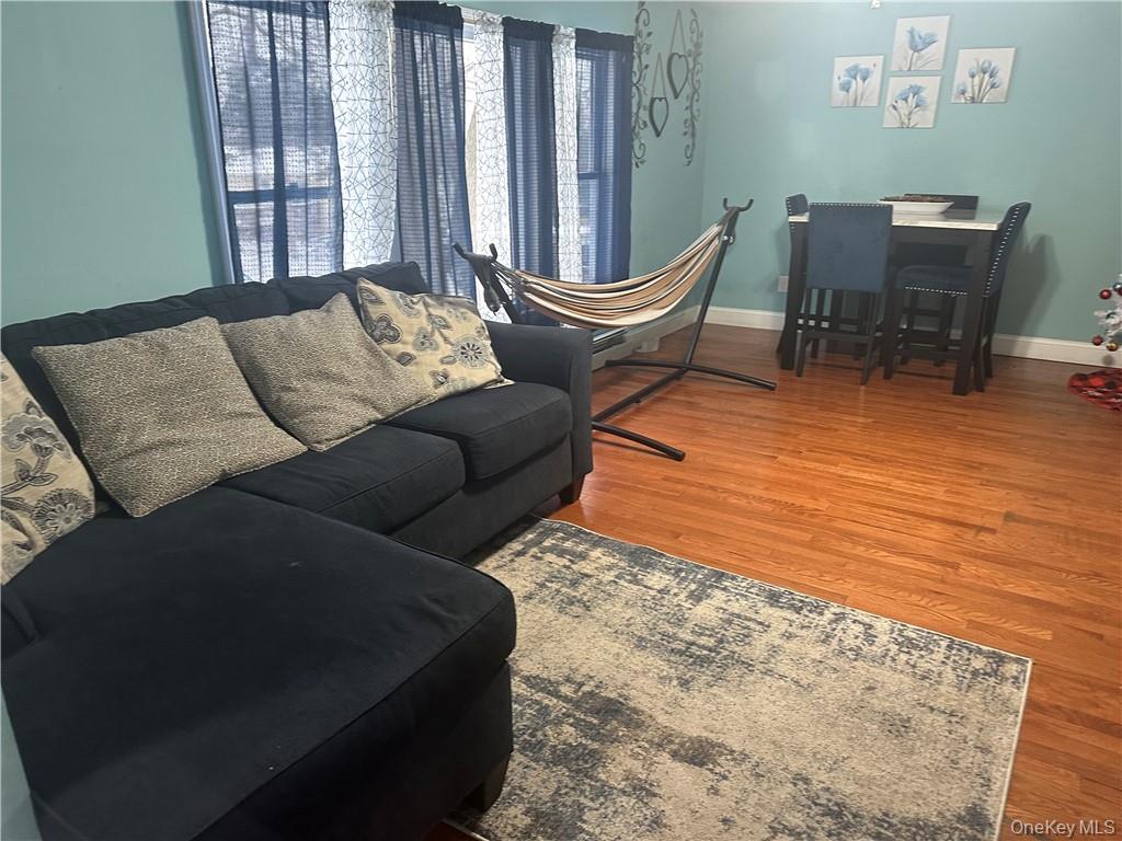 7 Ash Street, New Windsor, NY 12553