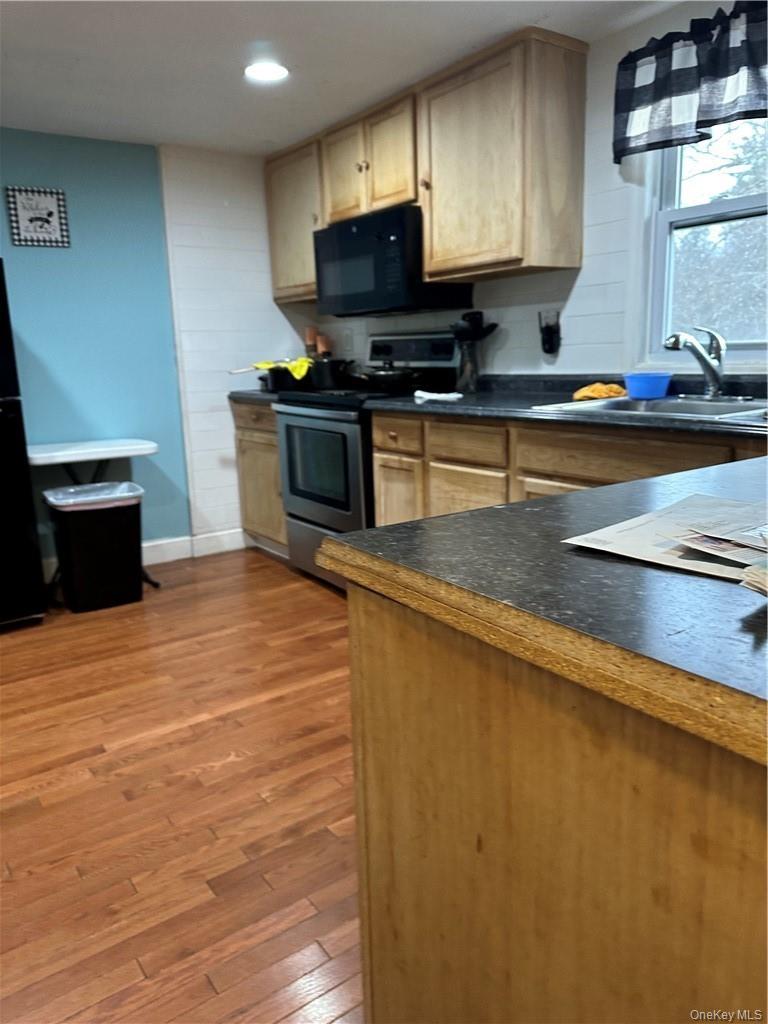 7 Ash Street, New Windsor, NY 12553