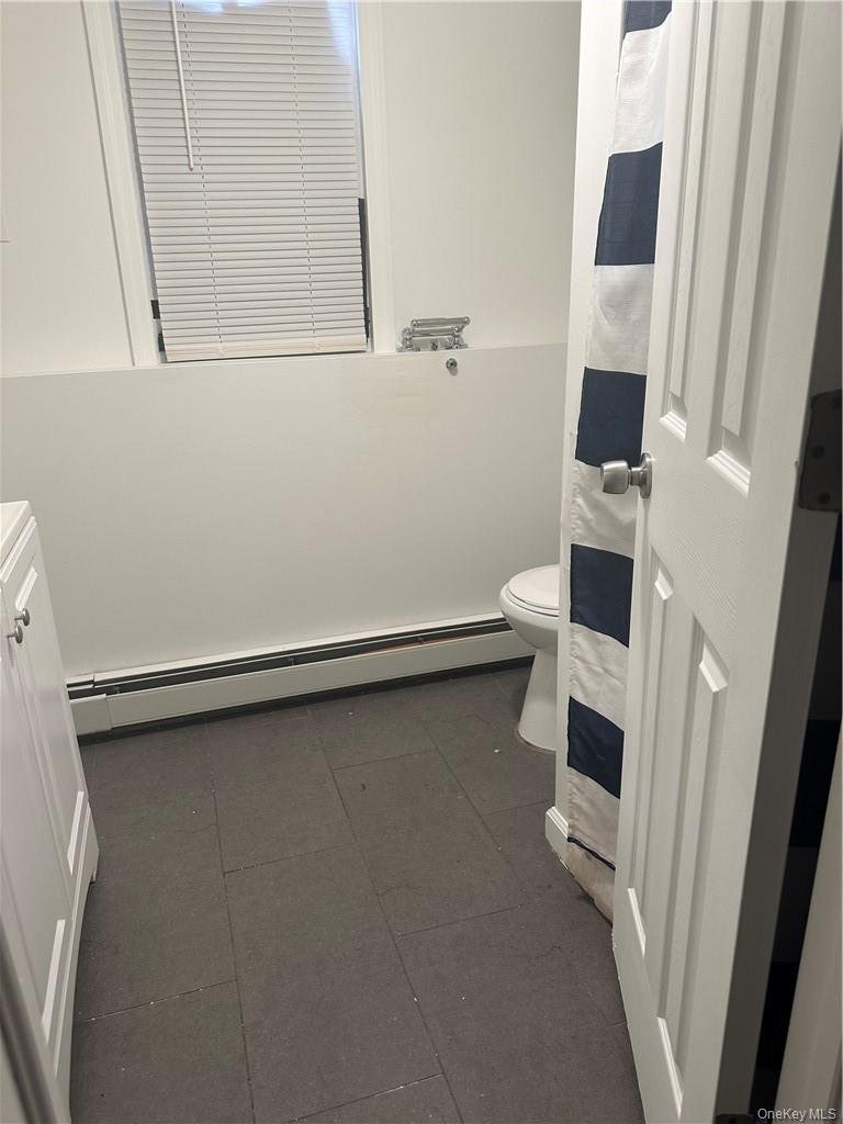 7 Ash Street, New Windsor, NY 12553